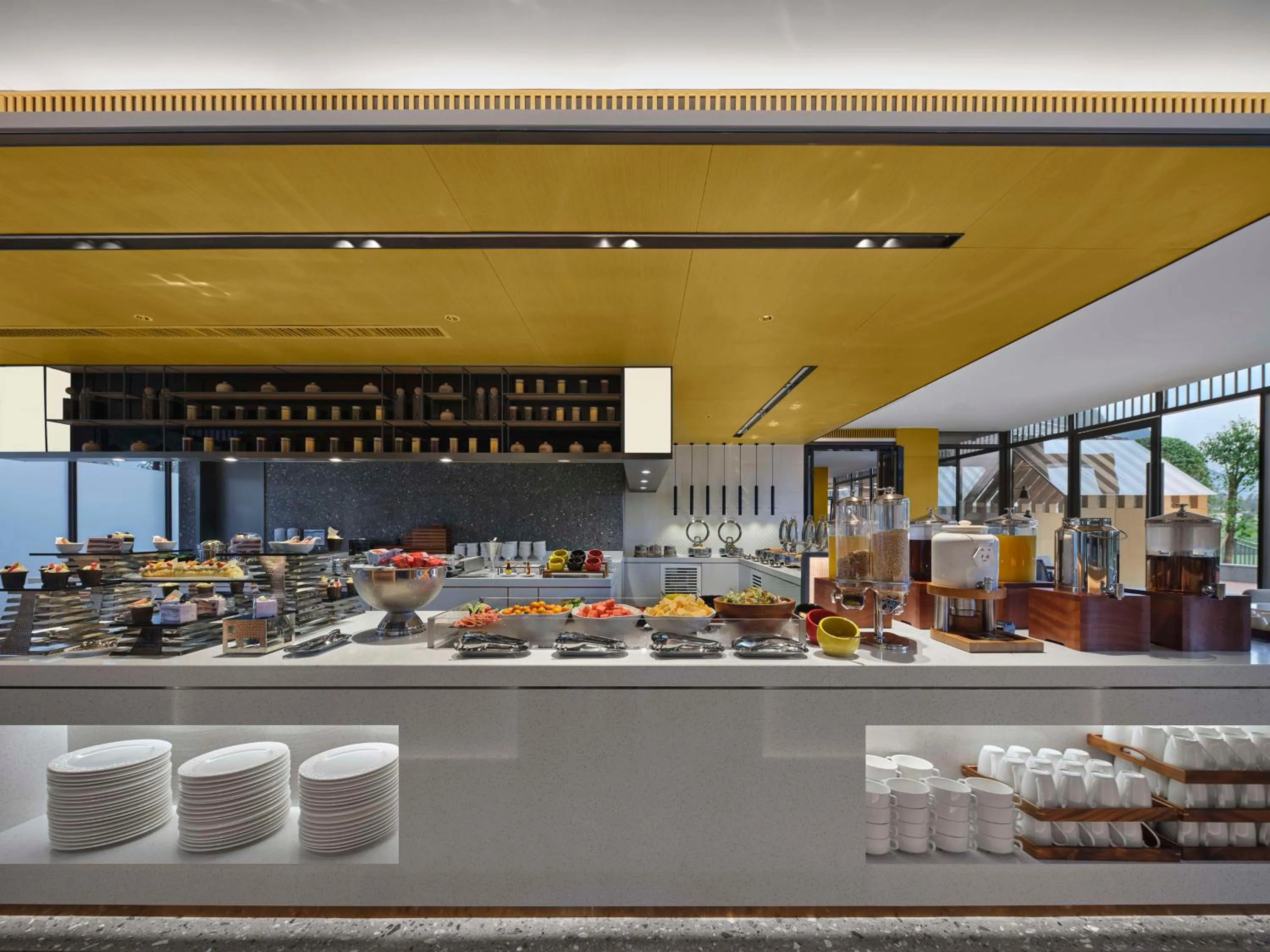 Restaurant/places to eat in Hilton Garden Inn Guilin Yangshuo