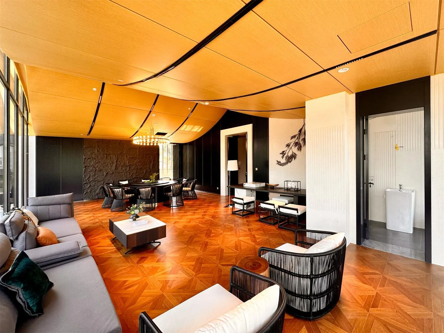 Restaurant/places to eat in Hilton Garden Inn Guilin Yangshuo