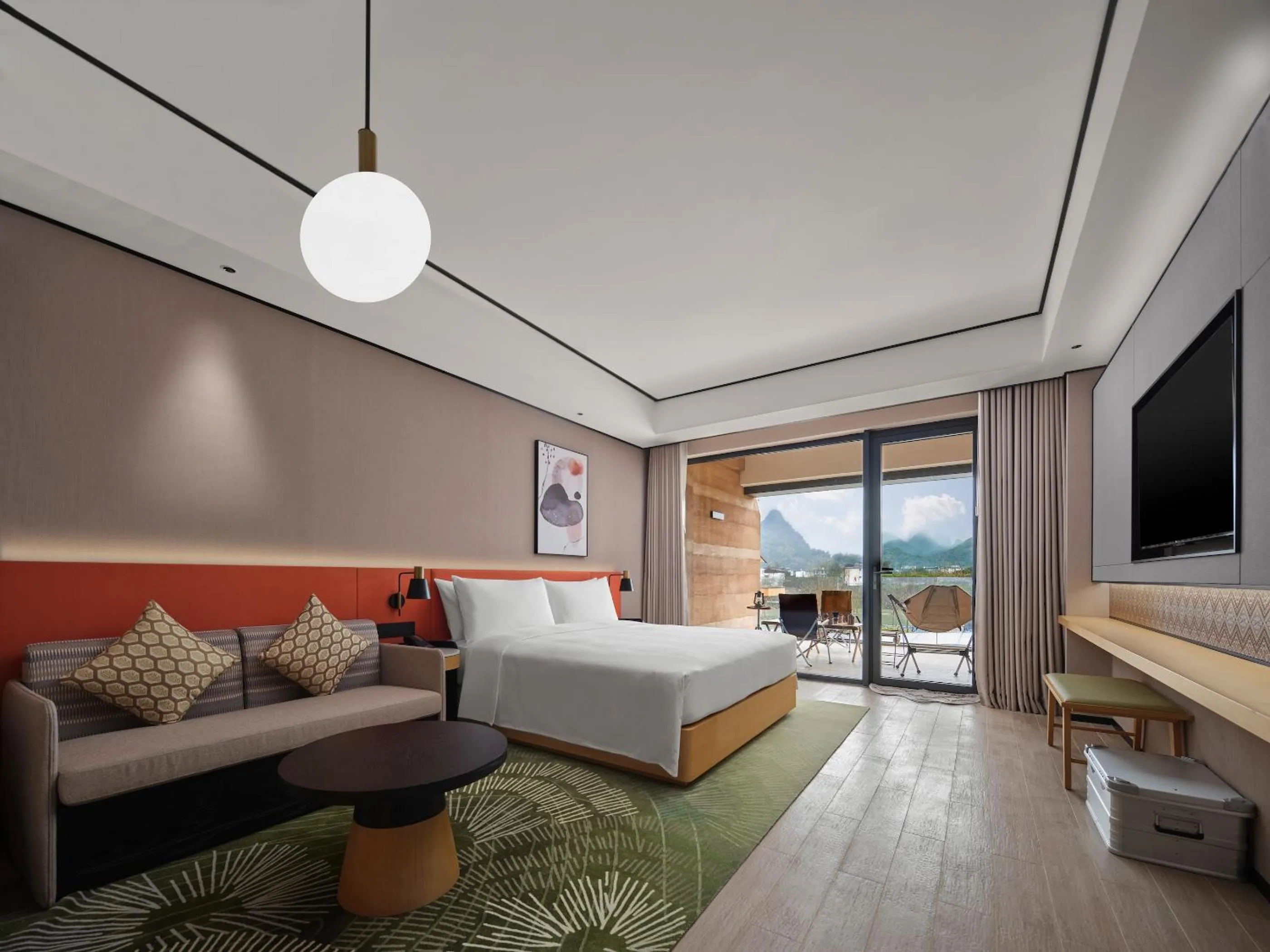 Photo of the whole room, Bed in Hilton Garden Inn Guilin Yangshuo