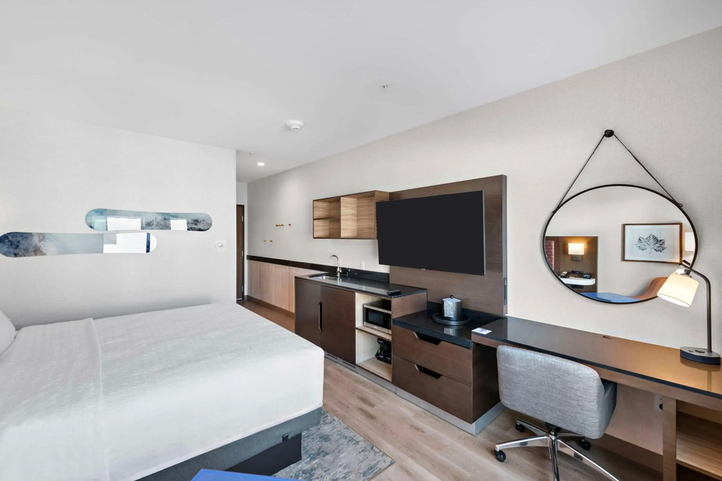 Bed in Hampton Inn Big Bear Lake Bed in Hampton Inn Big Bear Lake