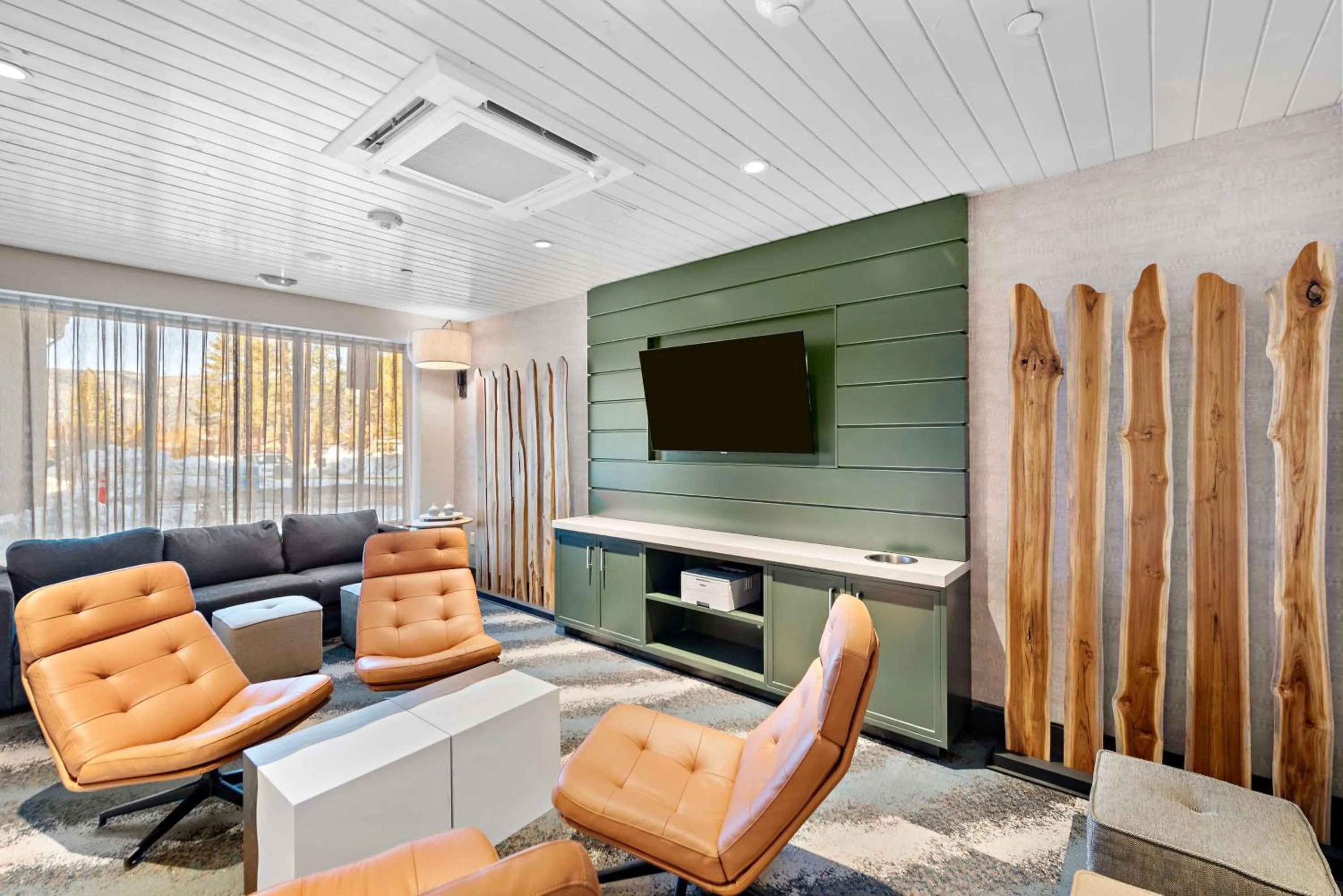 Lobby or reception in Home2 Suites By Hilton Big Bear Lake