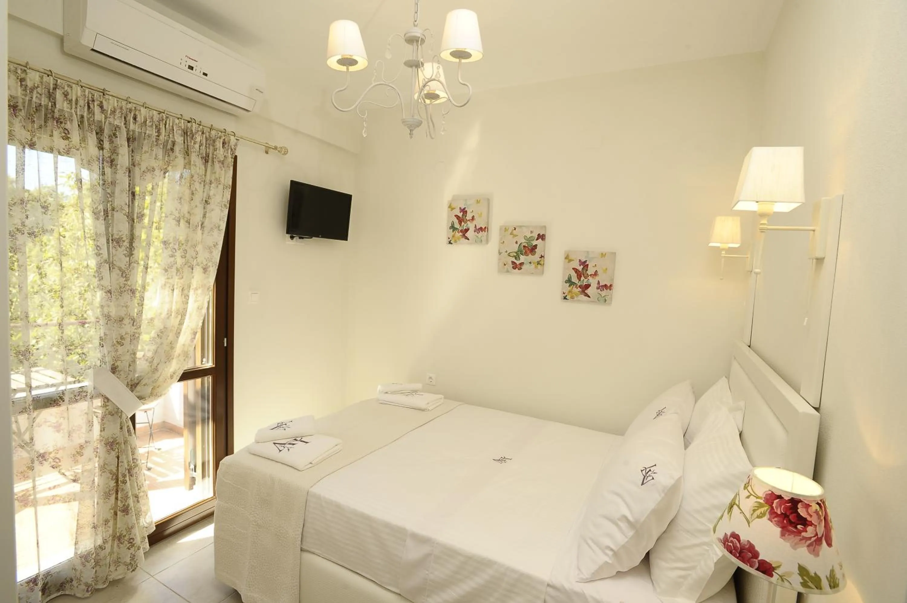 Day, Bed in Levantes Villas