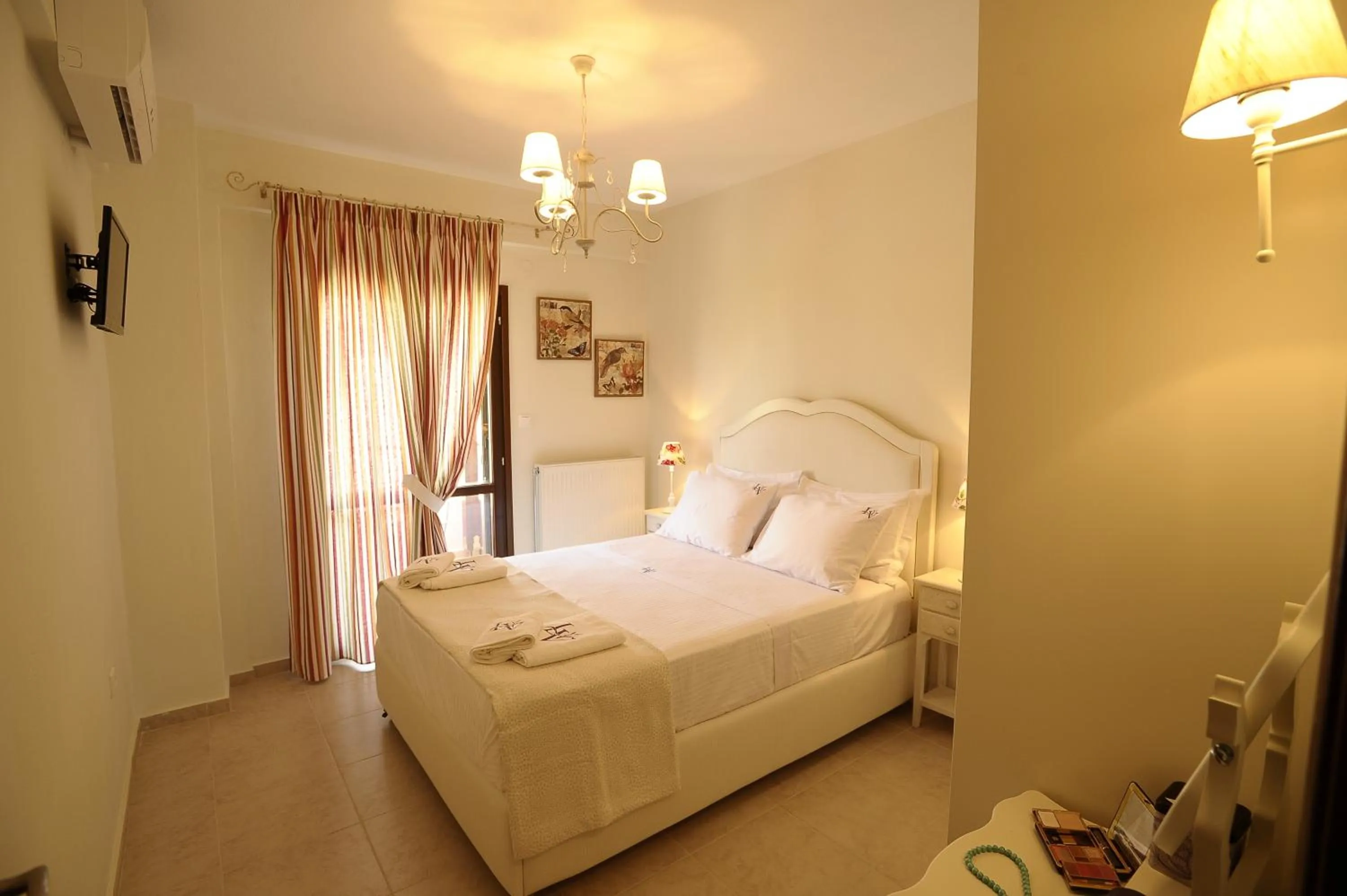 Bedroom, Bed in Levantes Villas