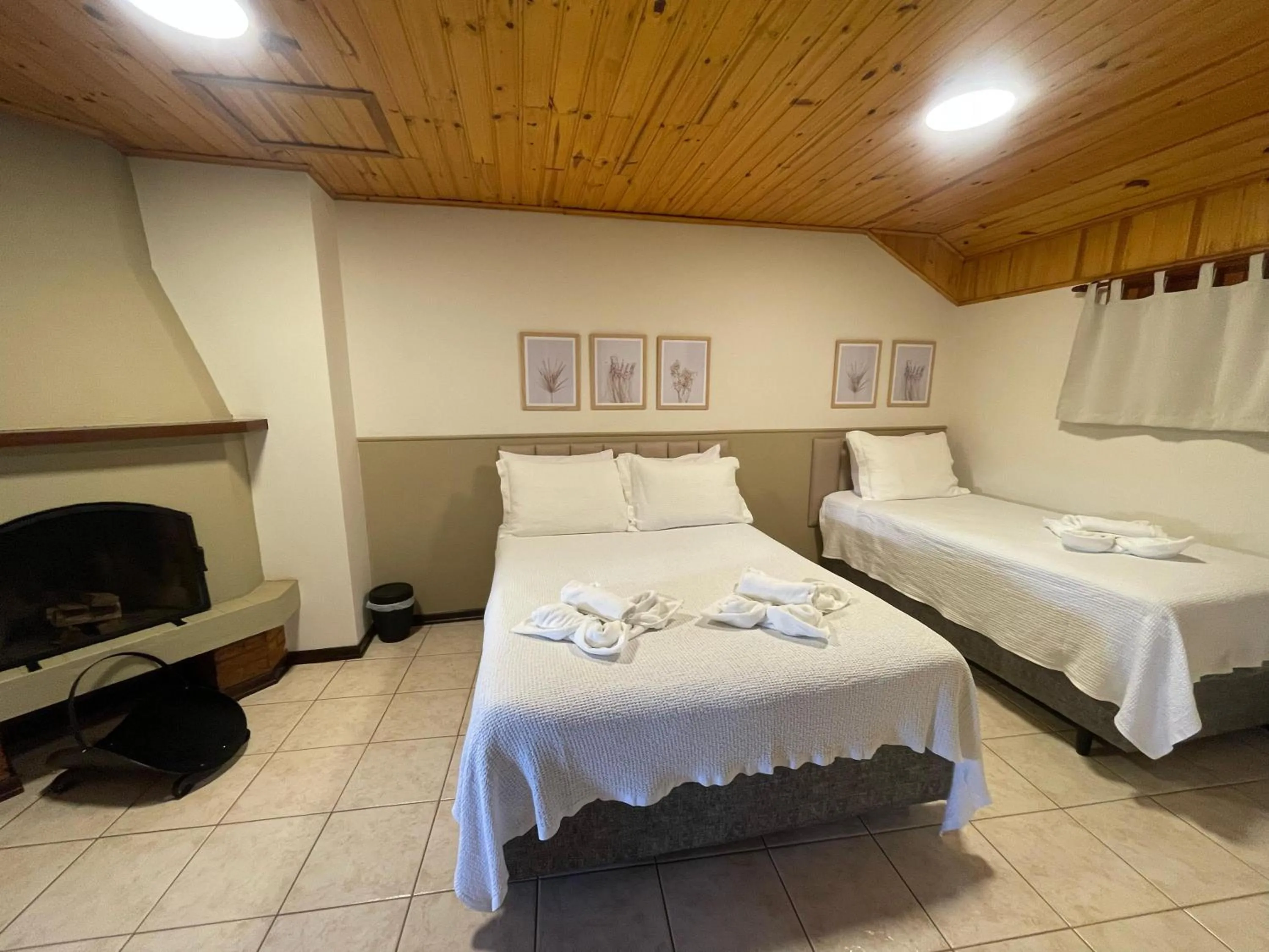 Bed in Pousada Flor de Lua Monte Verde