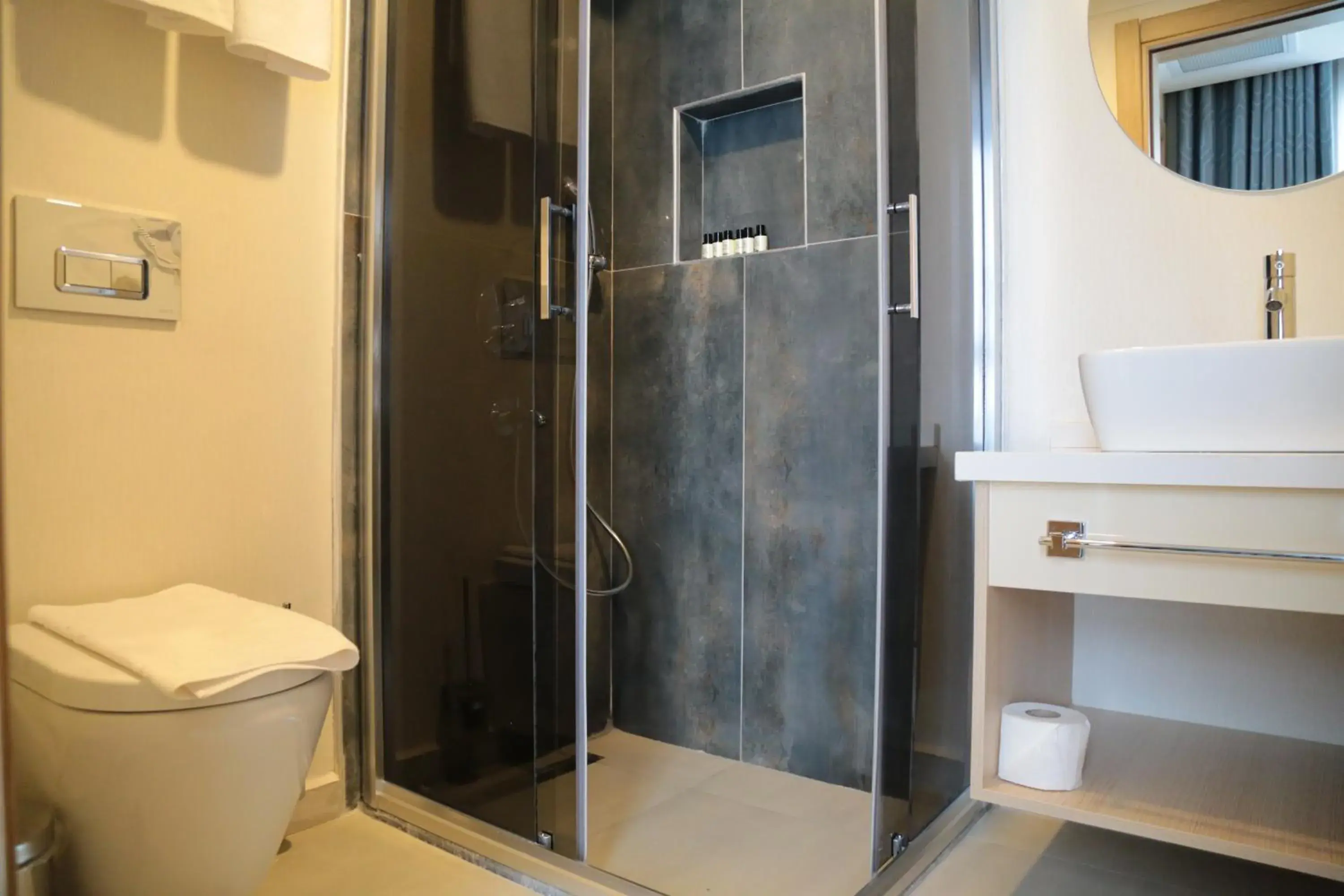 Economy Twin Room - single occupancy in Güllük Uno Elegance Otel Economy Twin Room - single occupancy in Güllük Uno Elegance Otel