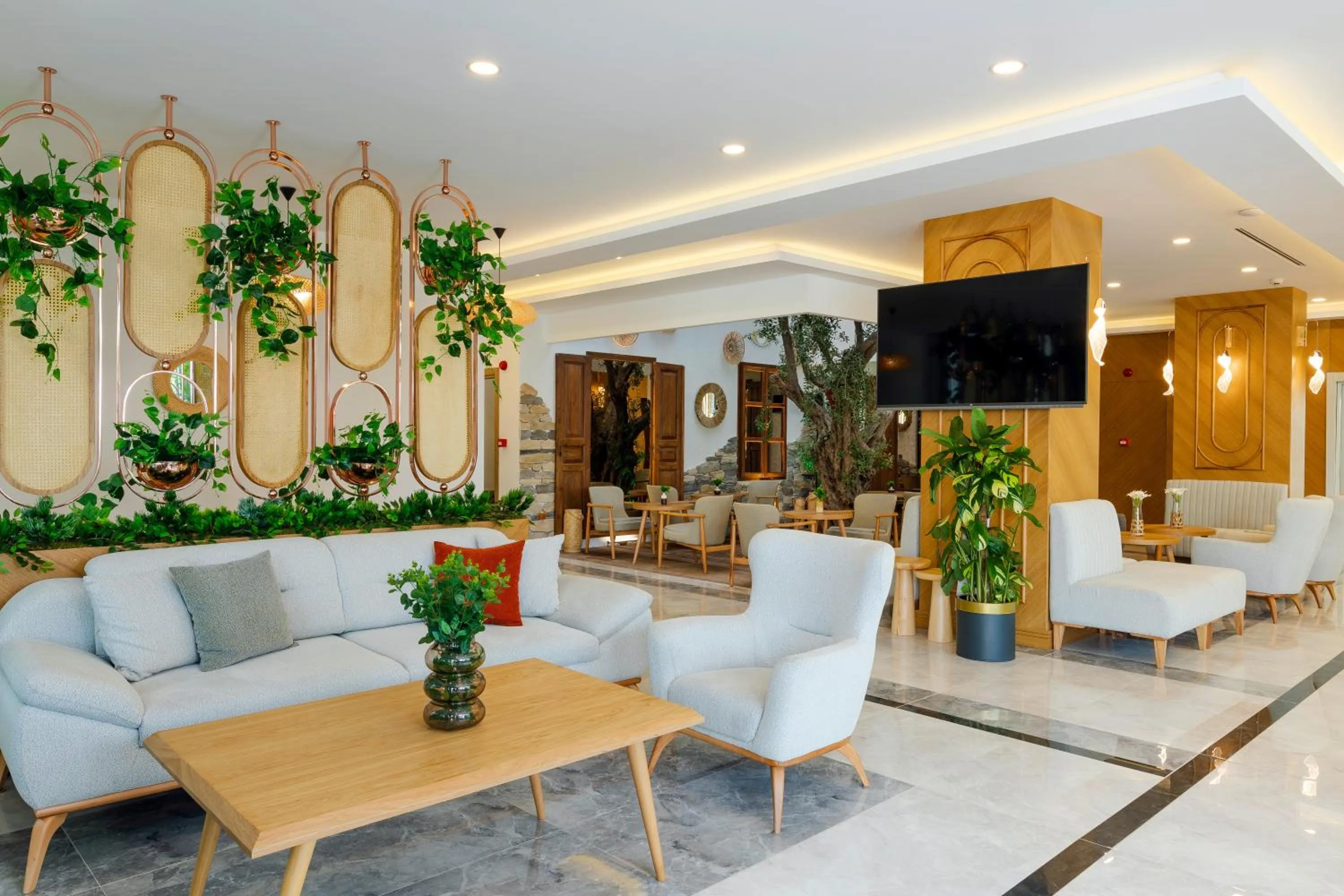 TV and multimedia in Güllük Uno Elegance Otel