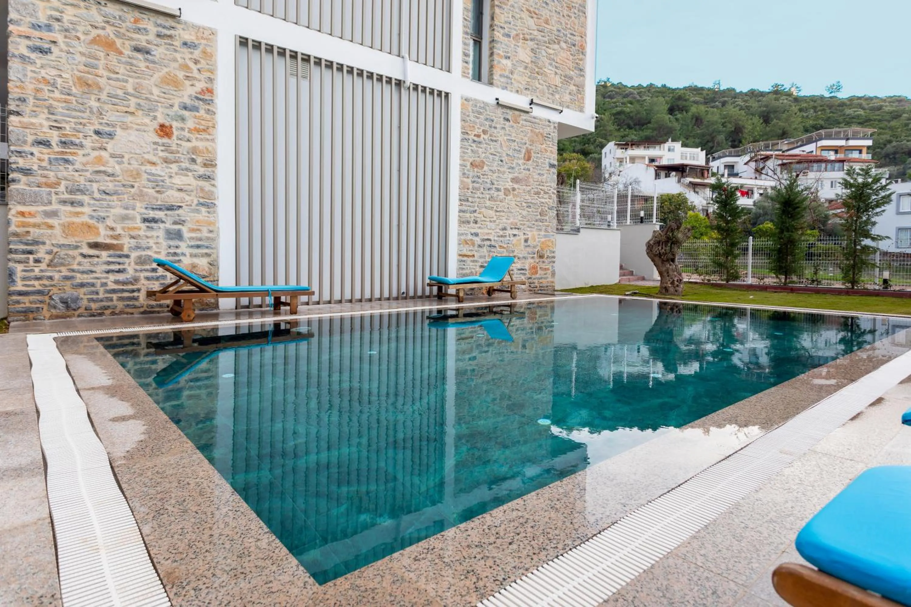 Swimming pool in Güllük Uno Elegance Otel