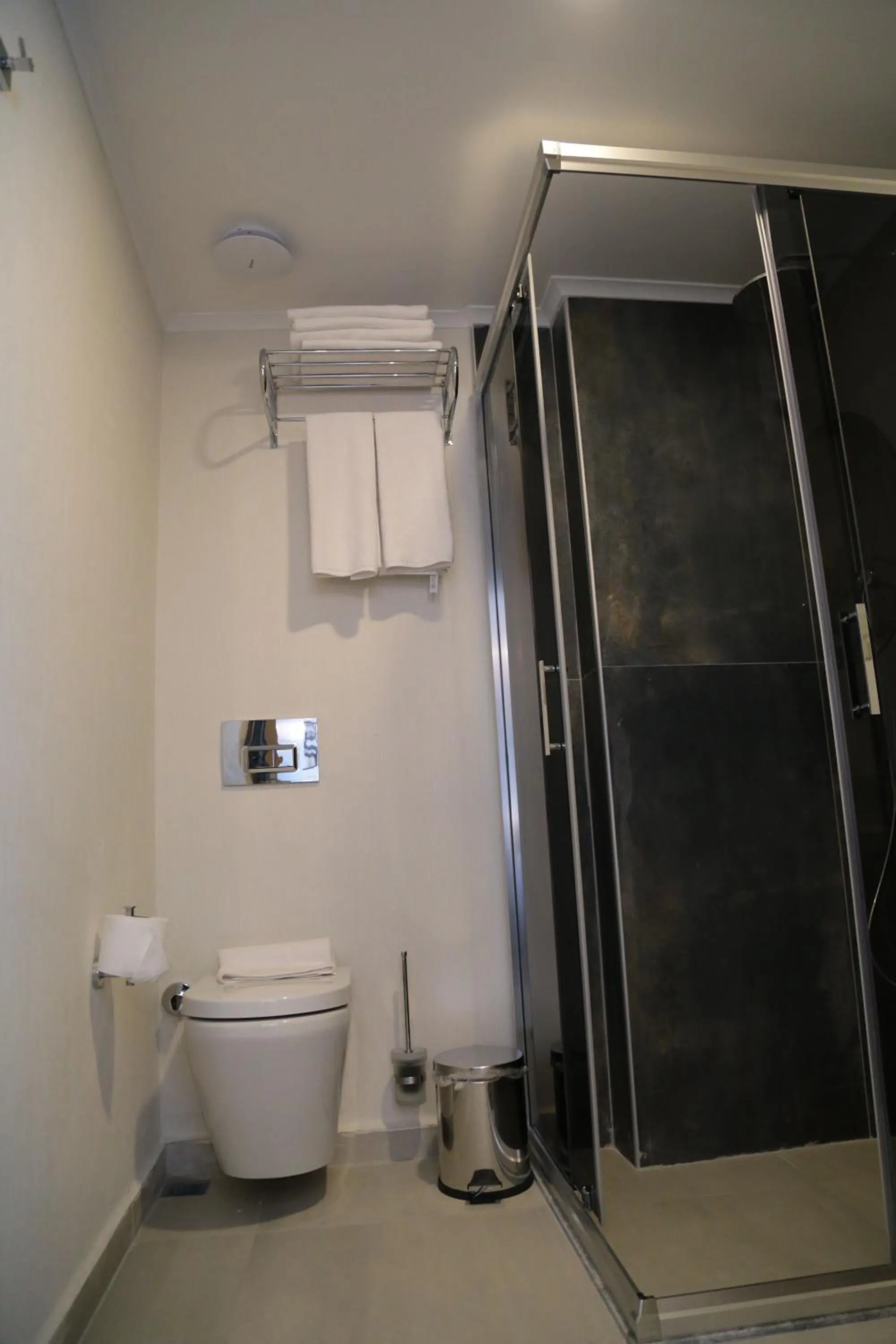 Shower in Güllük Uno Elegance Otel