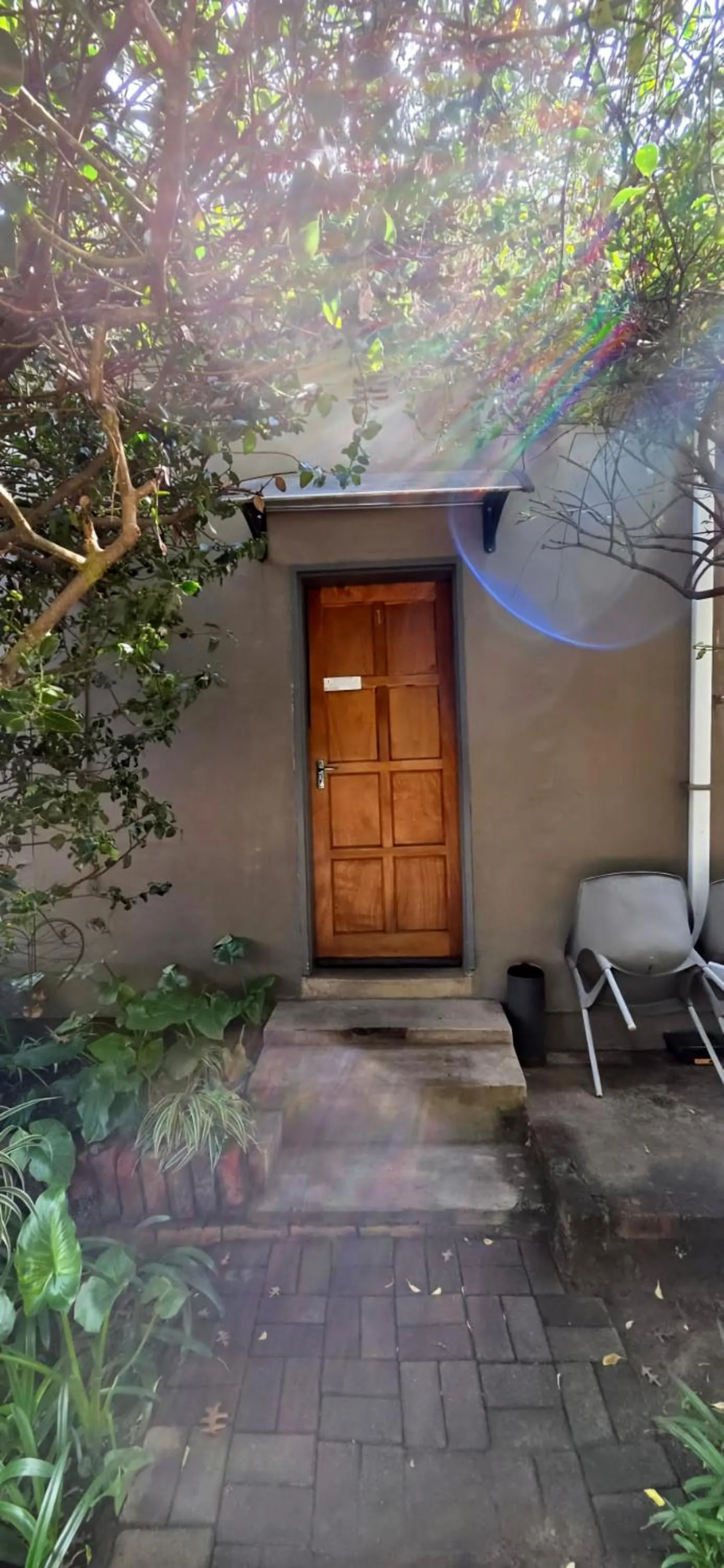 Property building in Bo Kamer Guesthouse