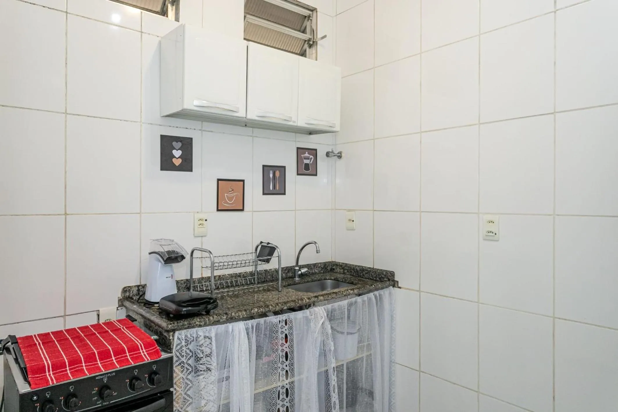 Kitchen or kitchenette in Sunset Ipanema - Pôr do Sol e Arpoador