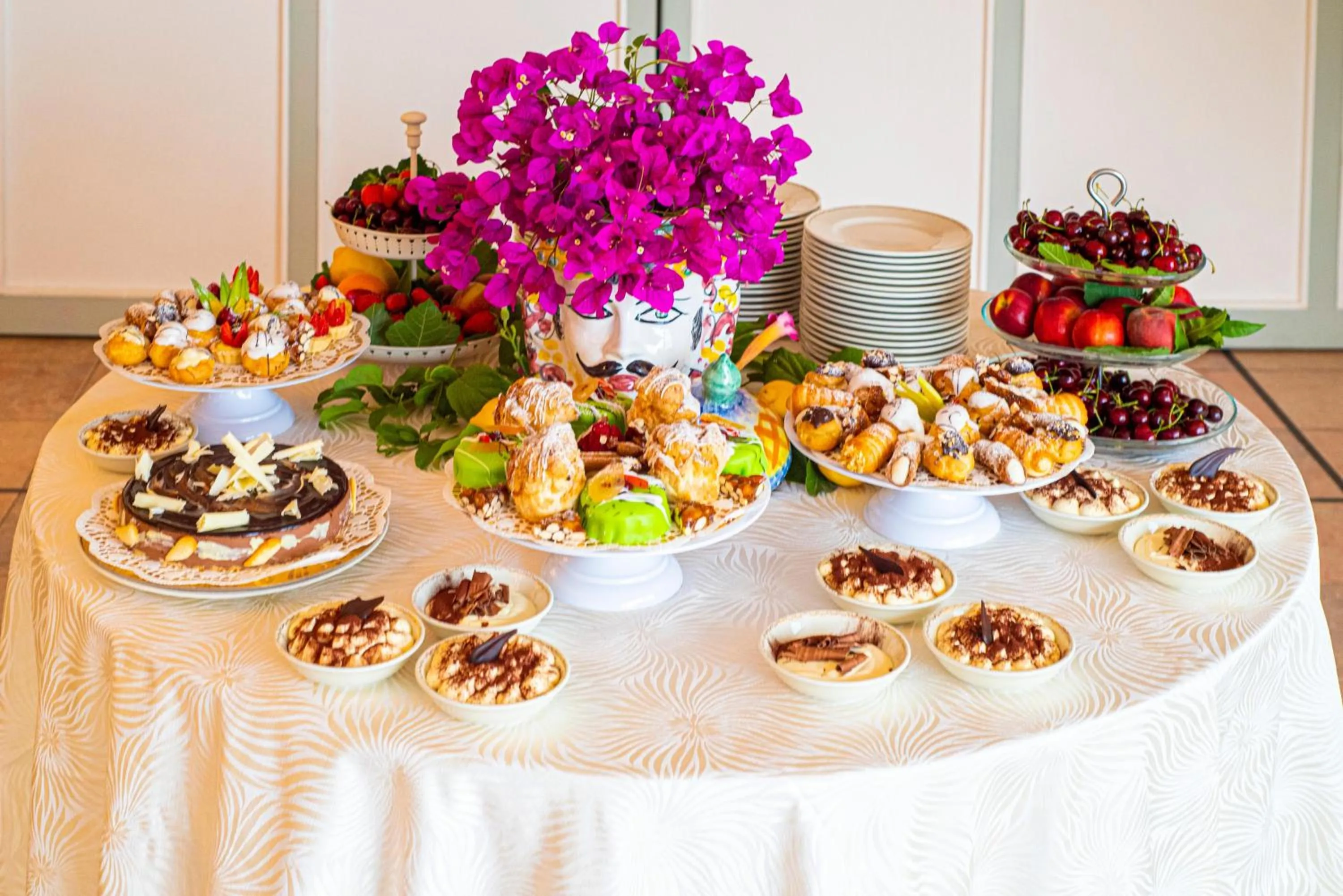 Restaurant/places to eat in Baia Taormina - CDSHotels