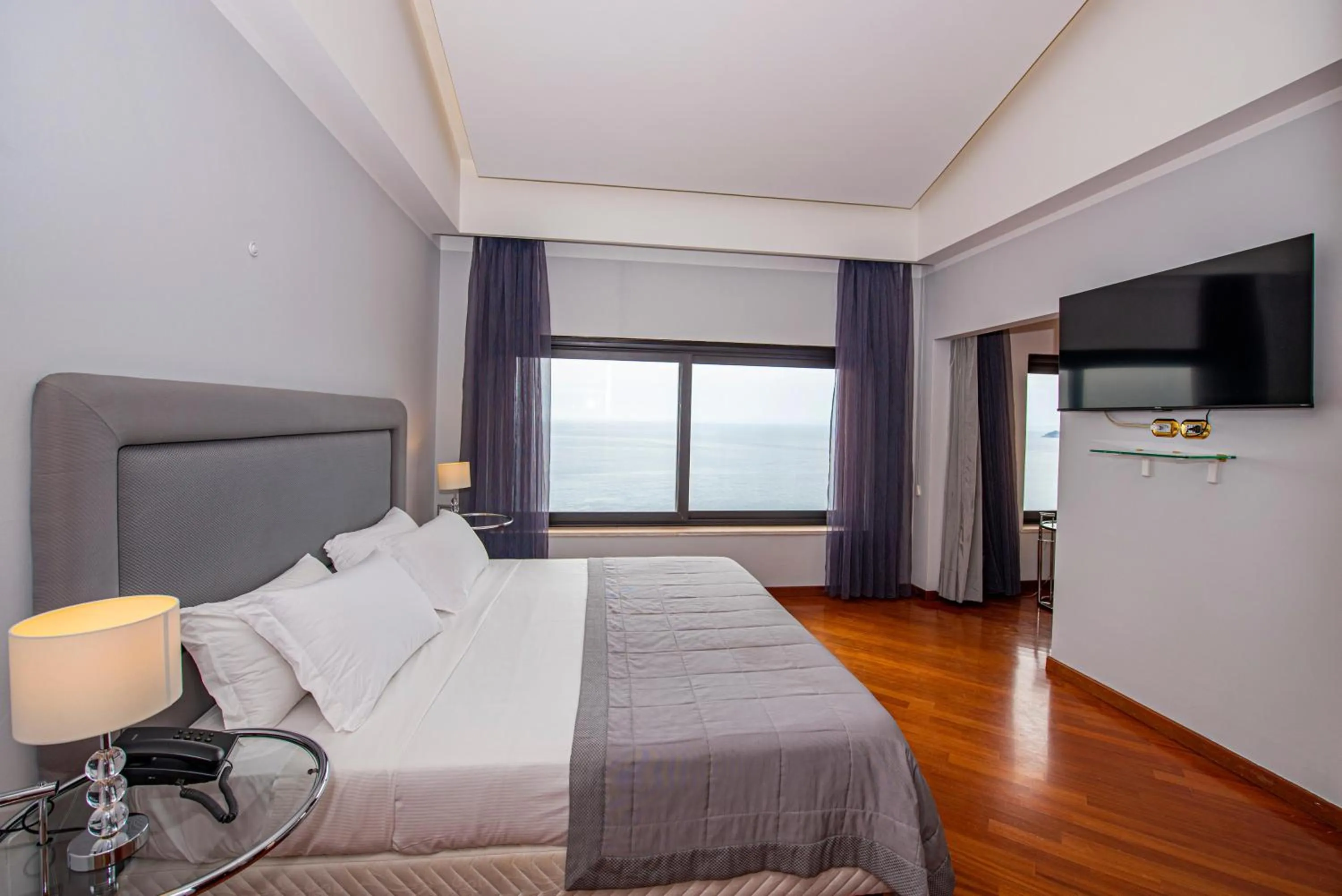 Bed in Baia Taormina - CDSHotels