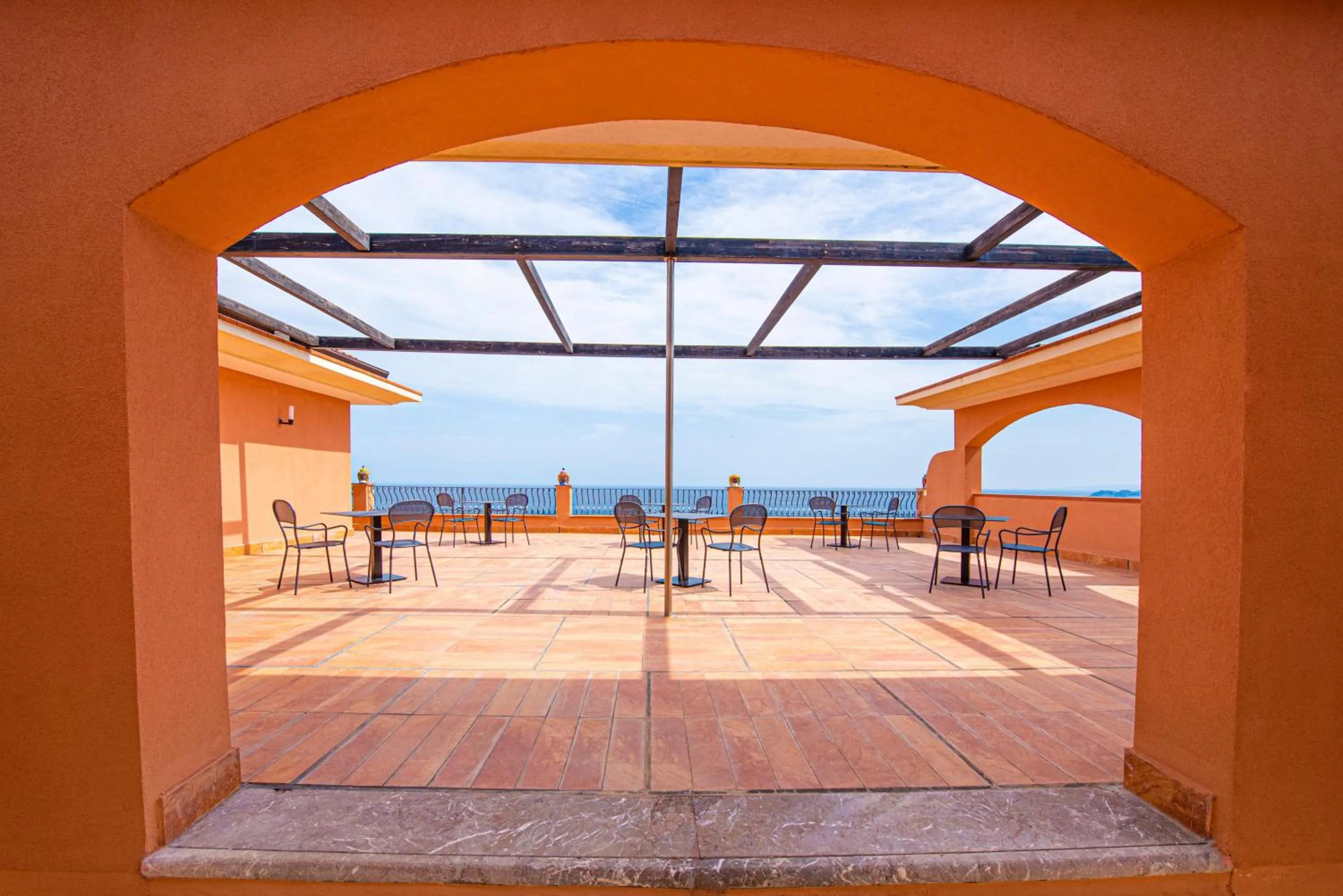 Balcony/Terrace in Baia Taormina - CDSHotels