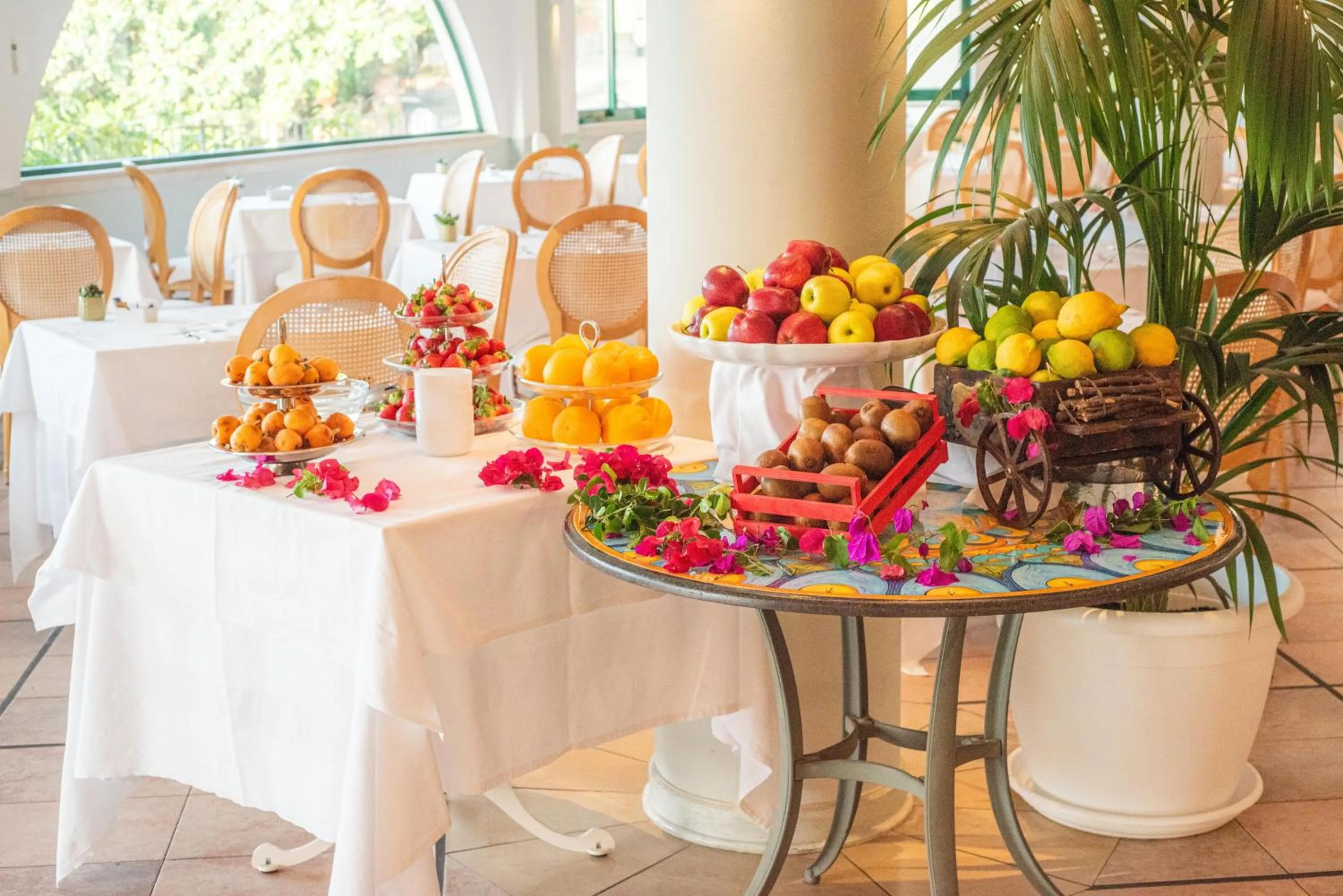 Restaurant/places to eat in Baia Taormina - CDSHotels