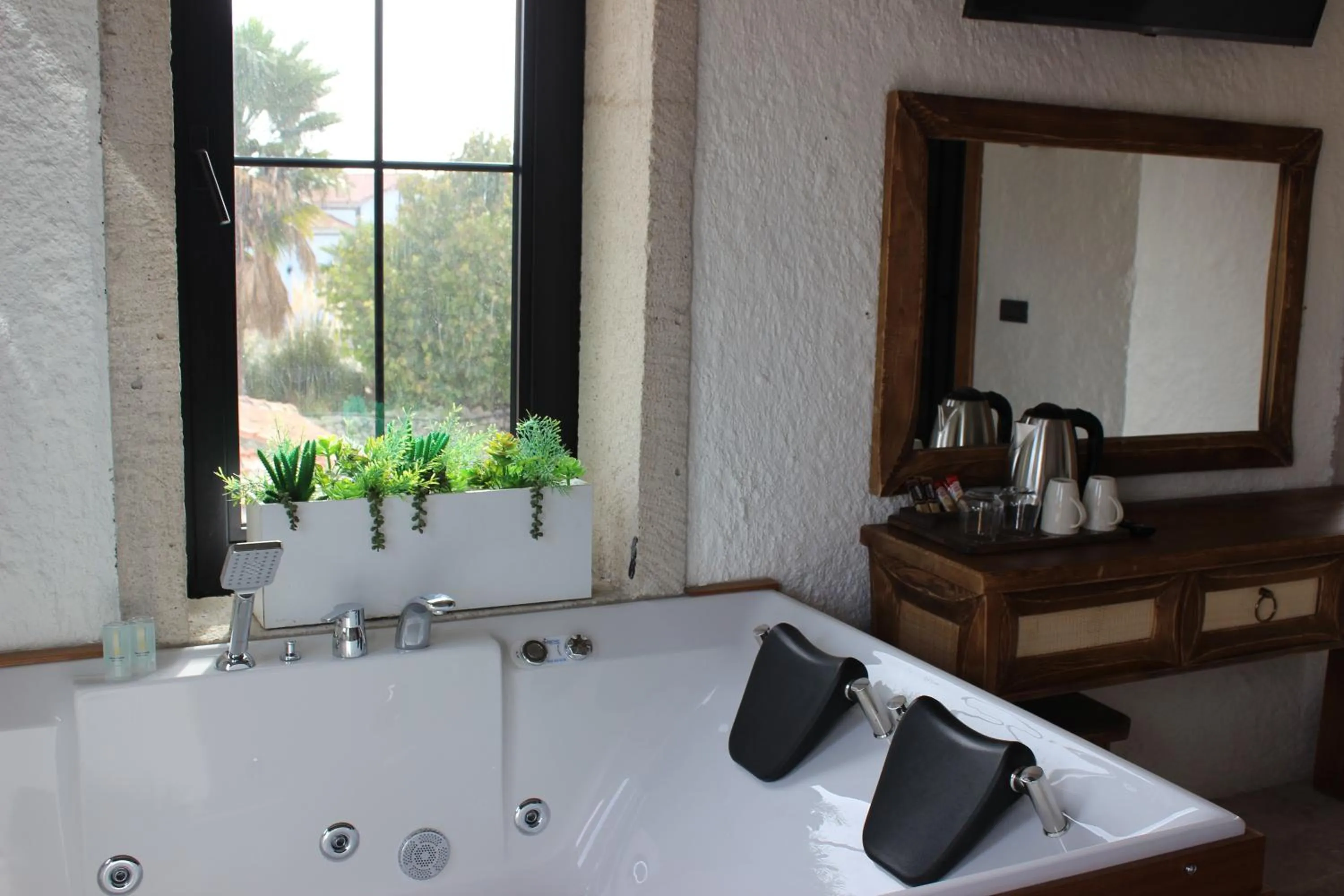 Hot Tub in Aura Village Alaçatı