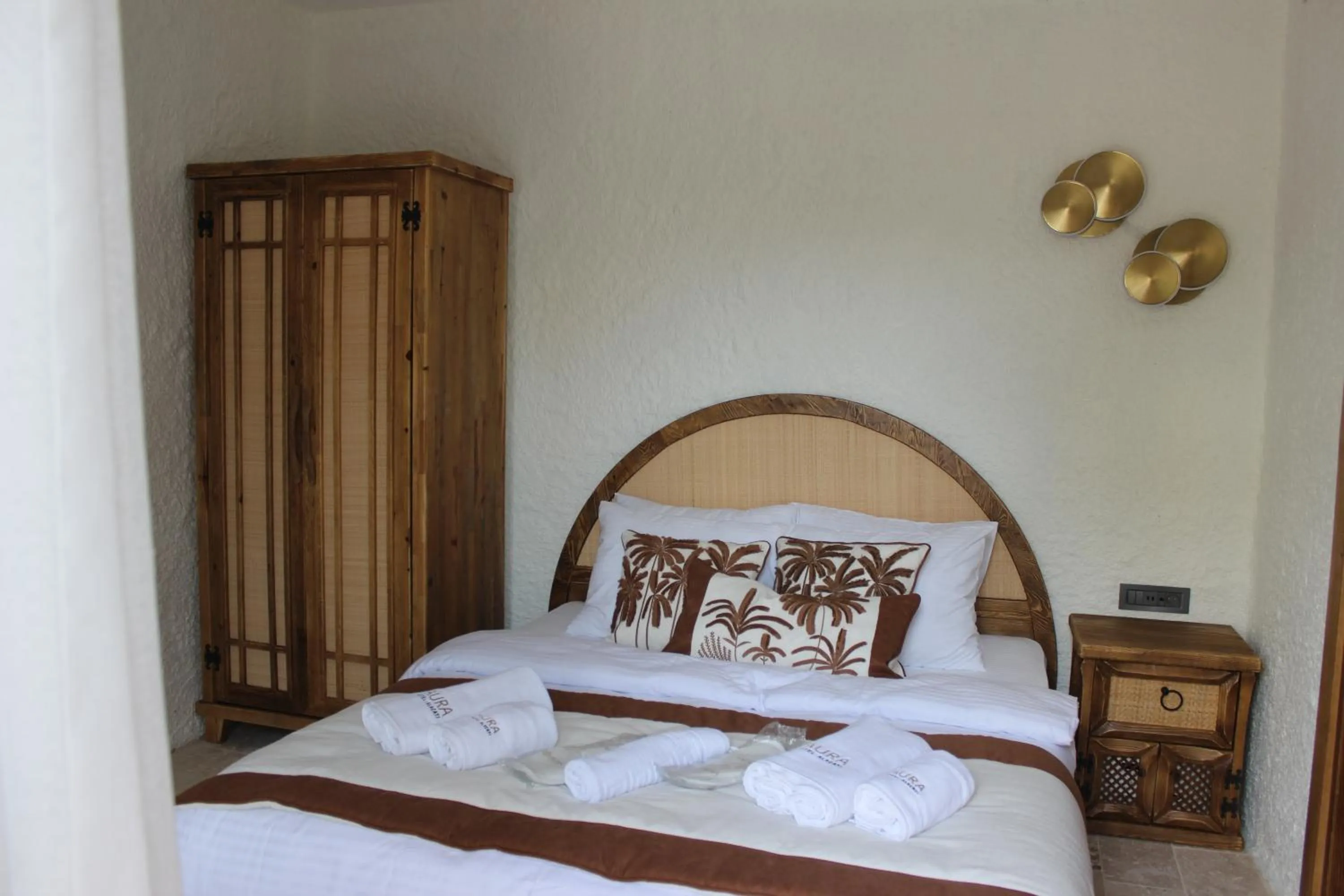 Massage in Aura Village Alaçatı