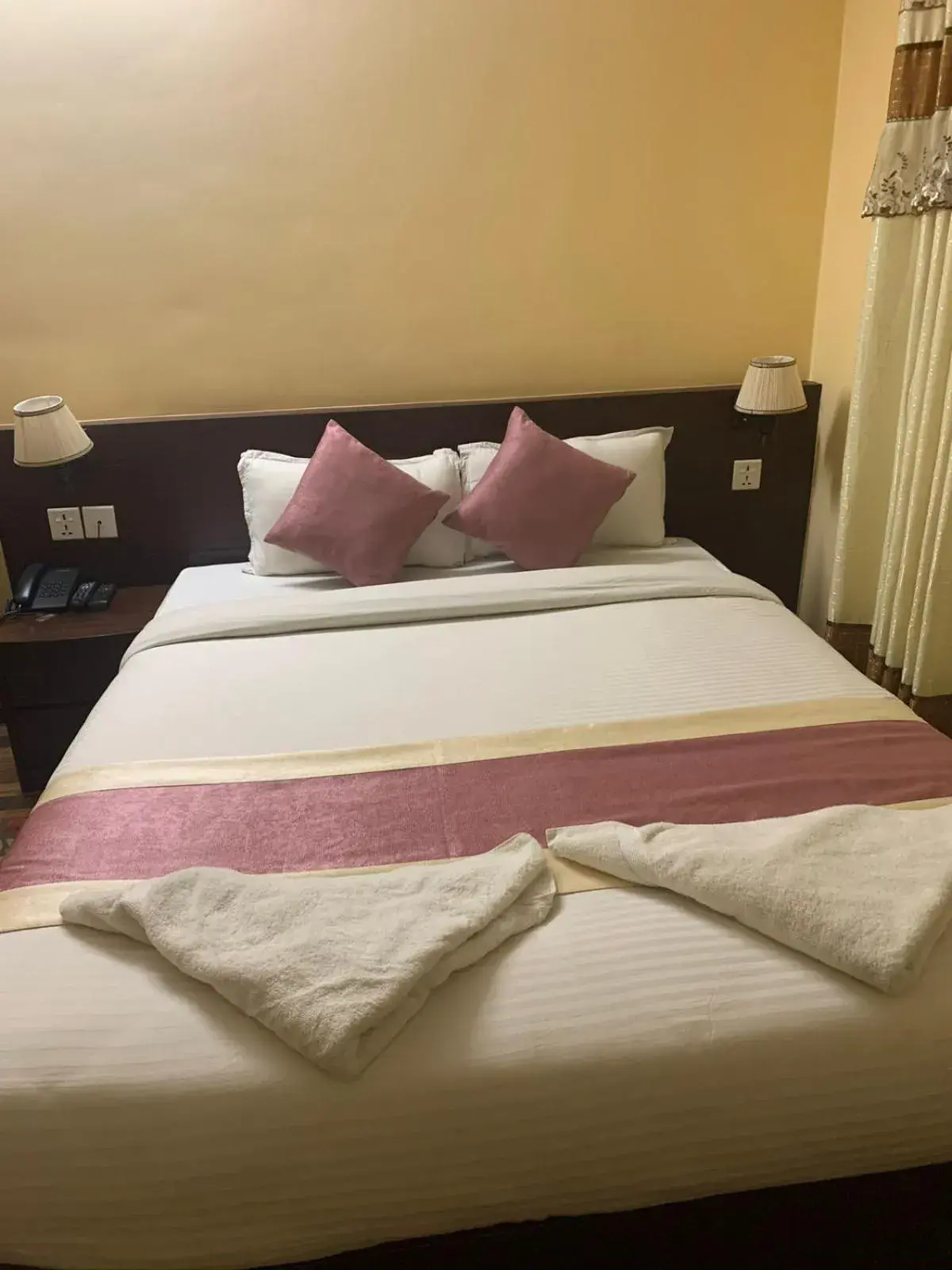 Deluxe Double Room - single occupancy in Rameshworam Hotel Deluxe Double Room - single occupancy in Rameshworam Hotel
