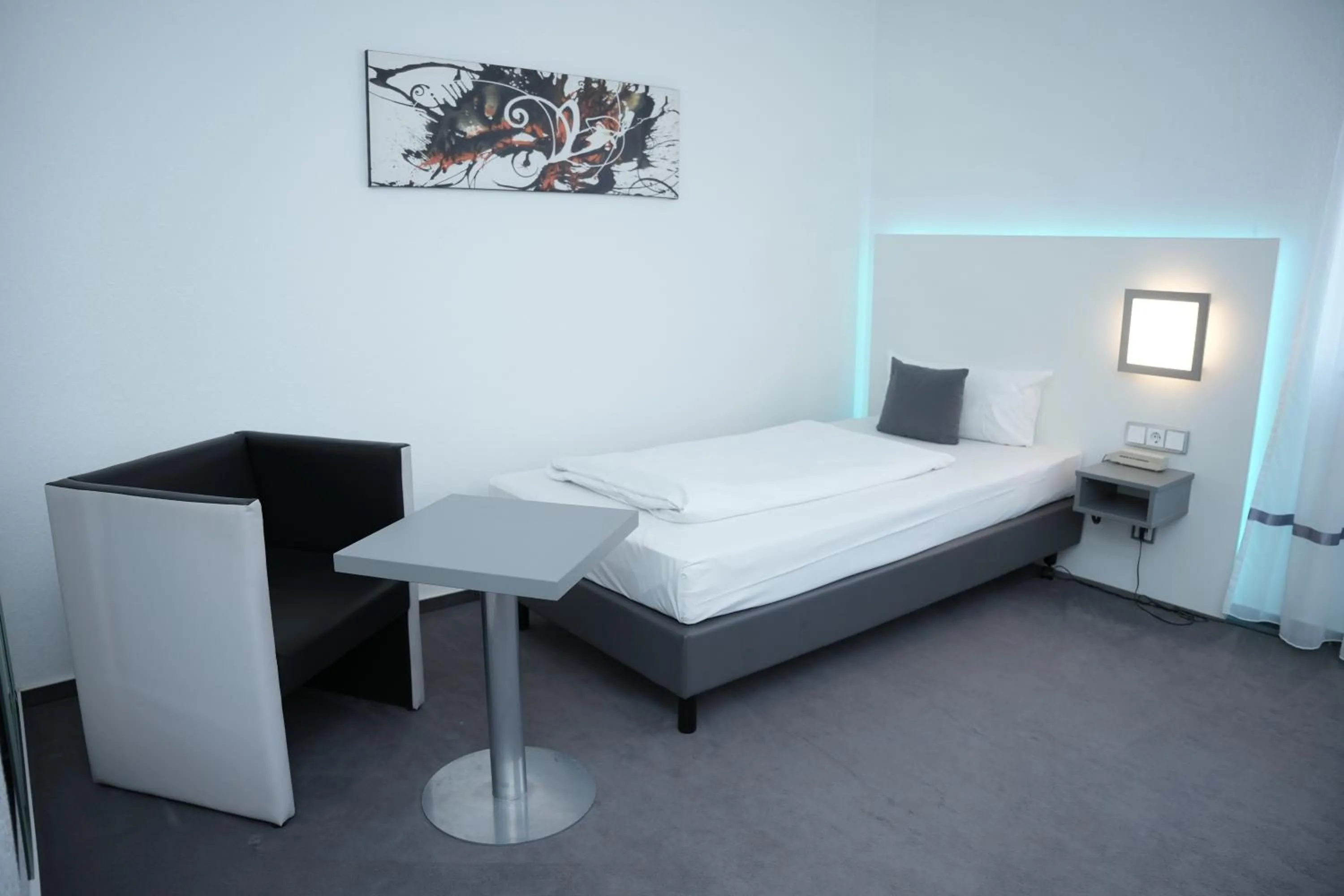 Bed in Weber Hotel Mannheim