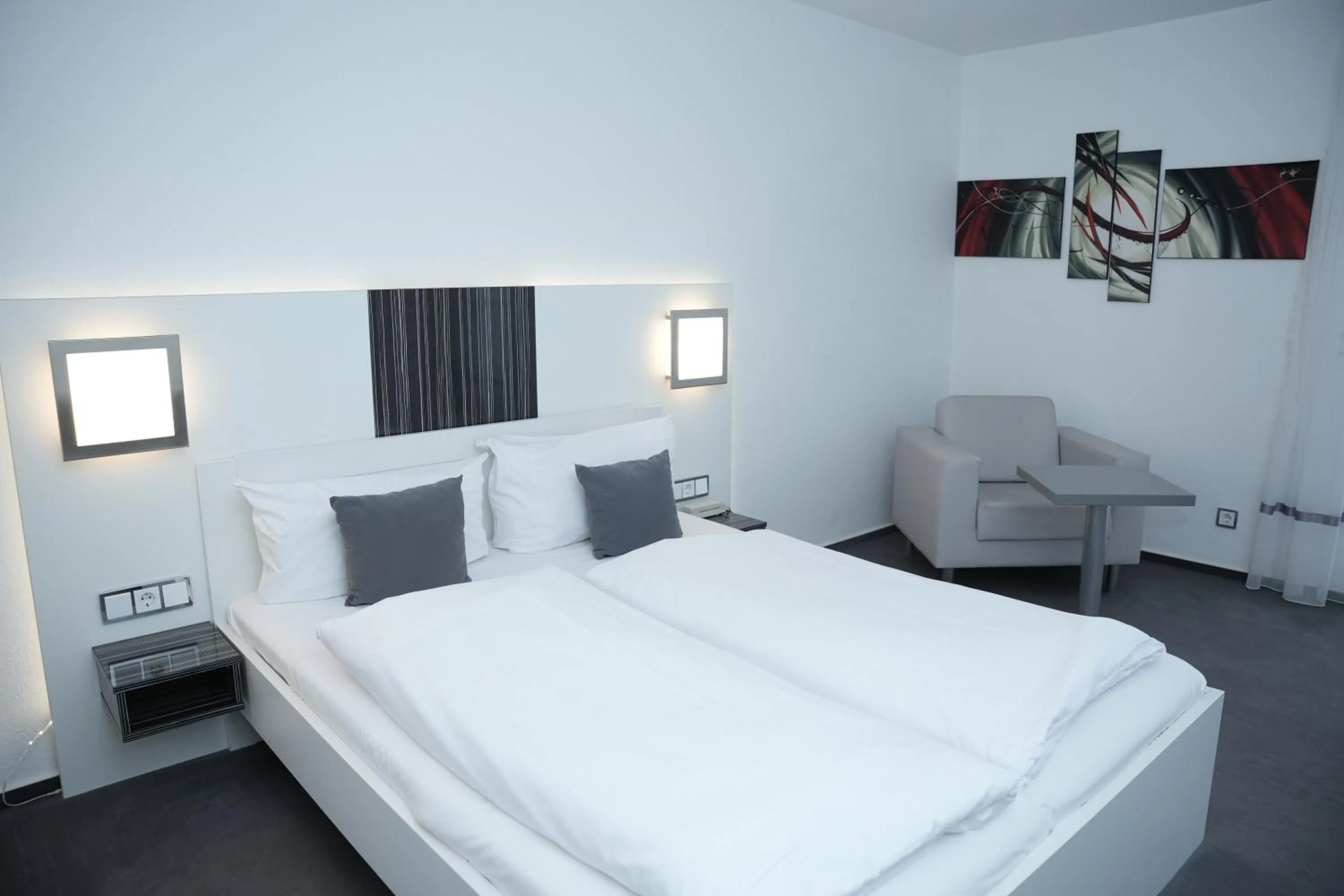 Bed in Weber Hotel Mannheim