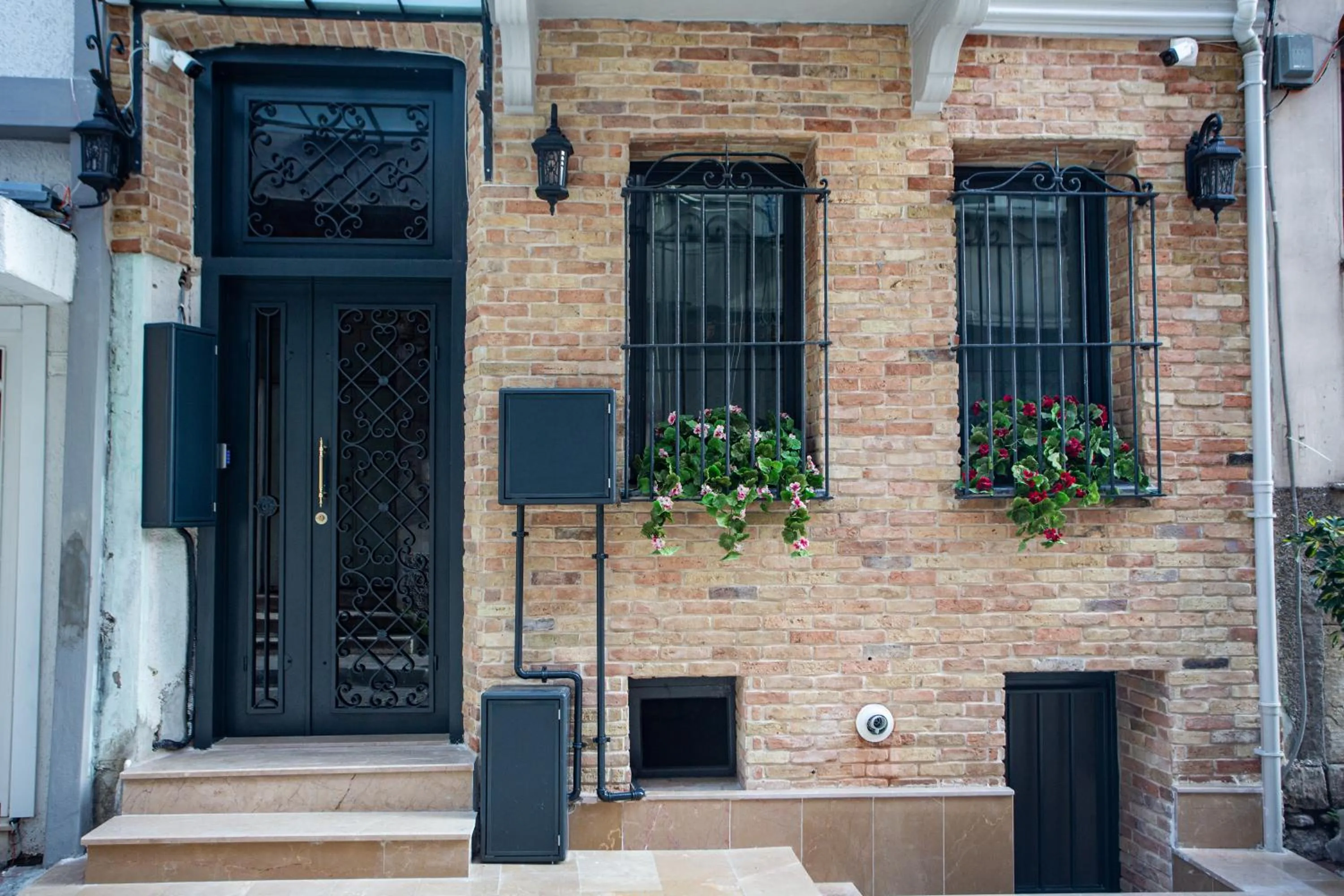 Property building in Sayina Hotel