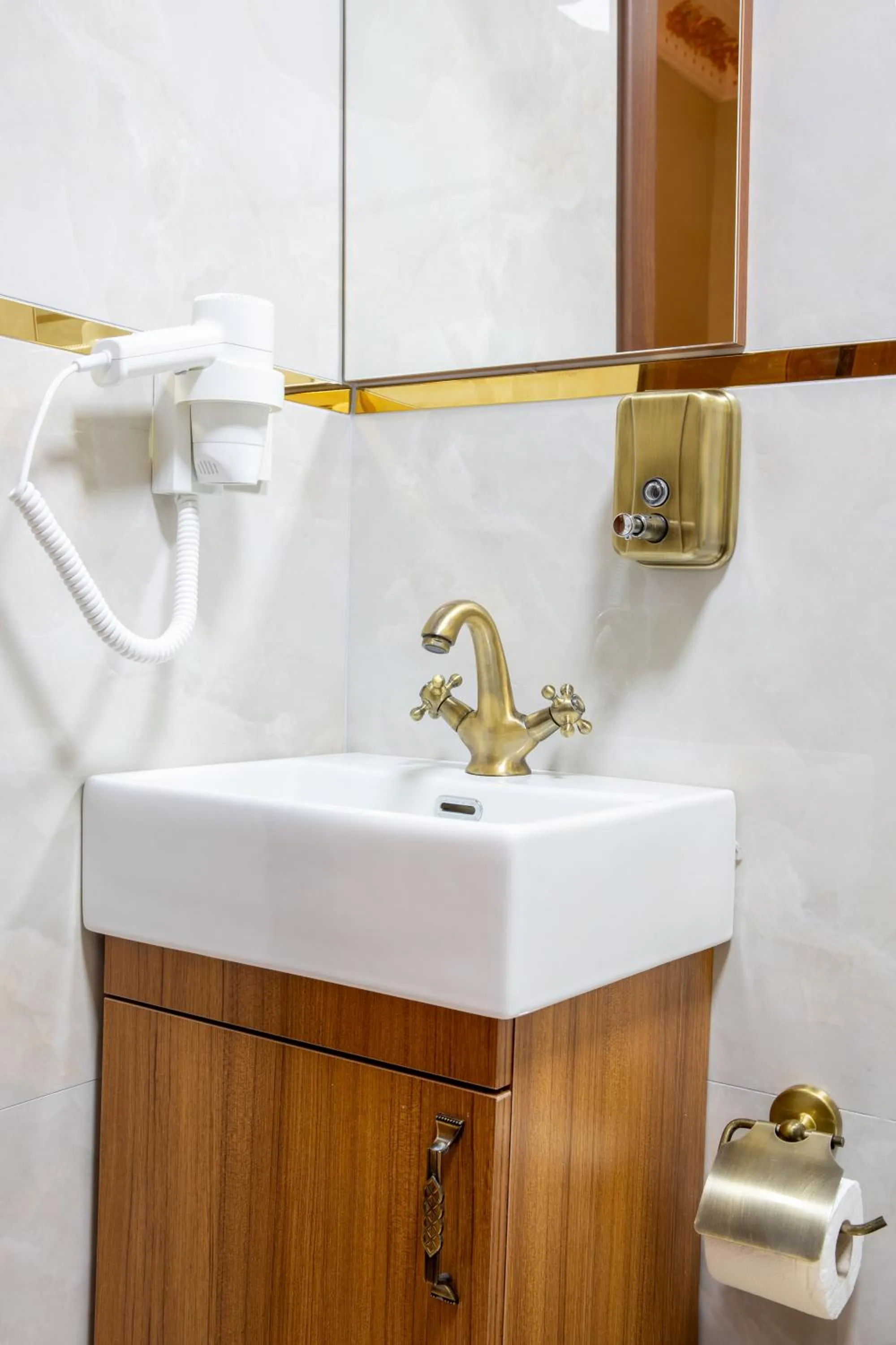 Bathroom in Sayina Hotel