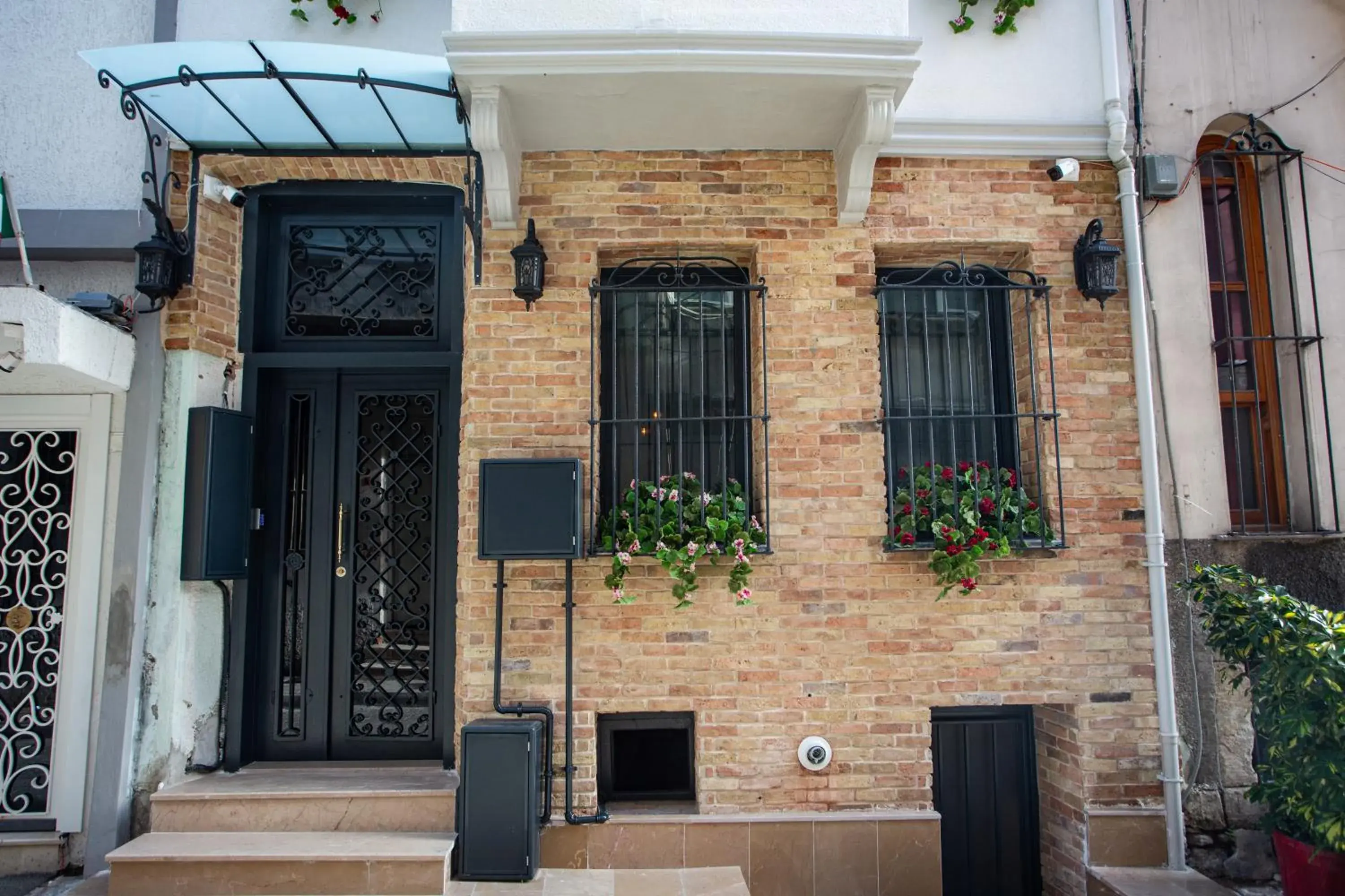 Property building in Sayina Hotel Property building in Sayina Hotel