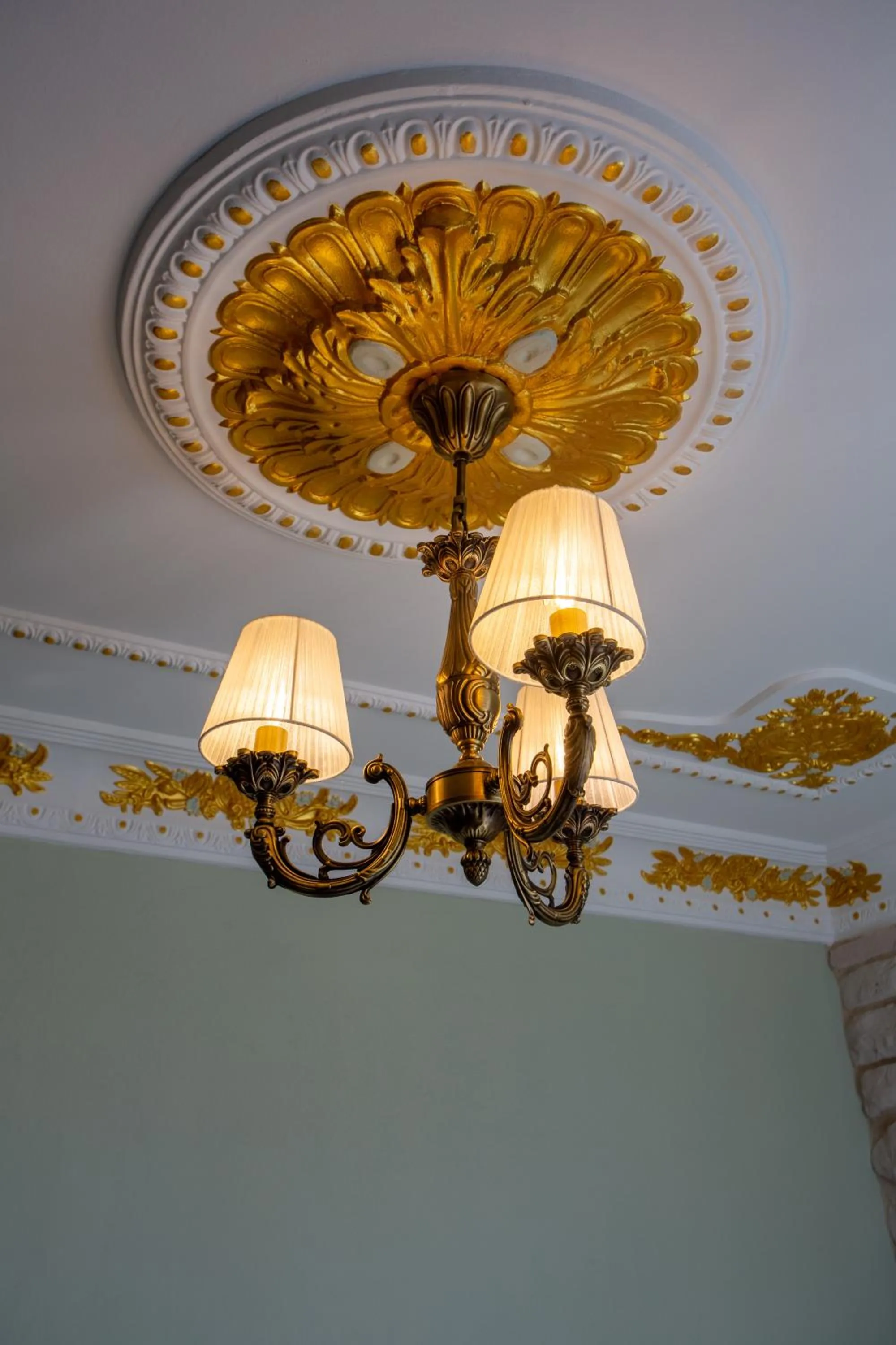 Massage in Sayina Hotel