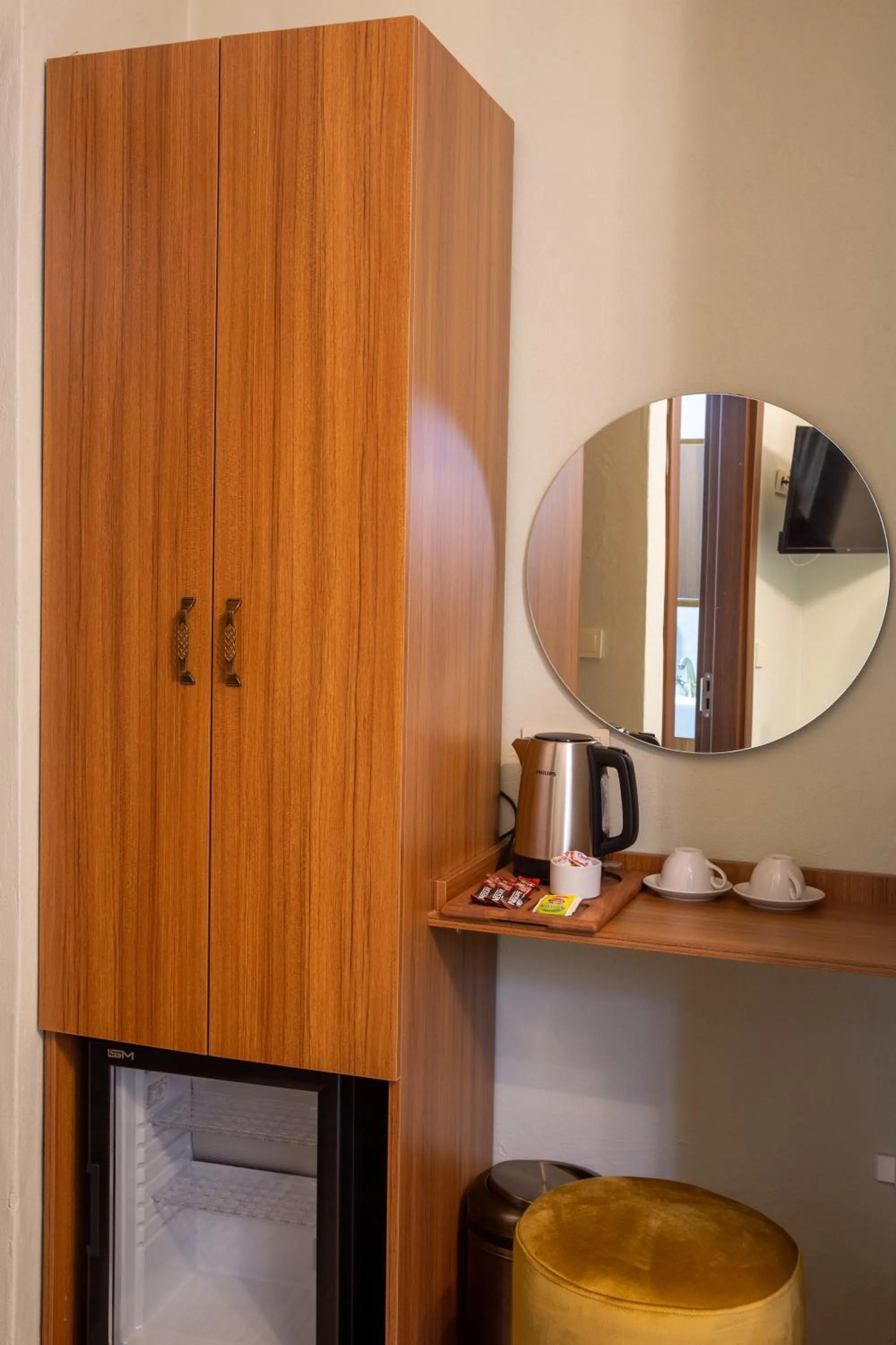 wardrobe in Sayina Hotel