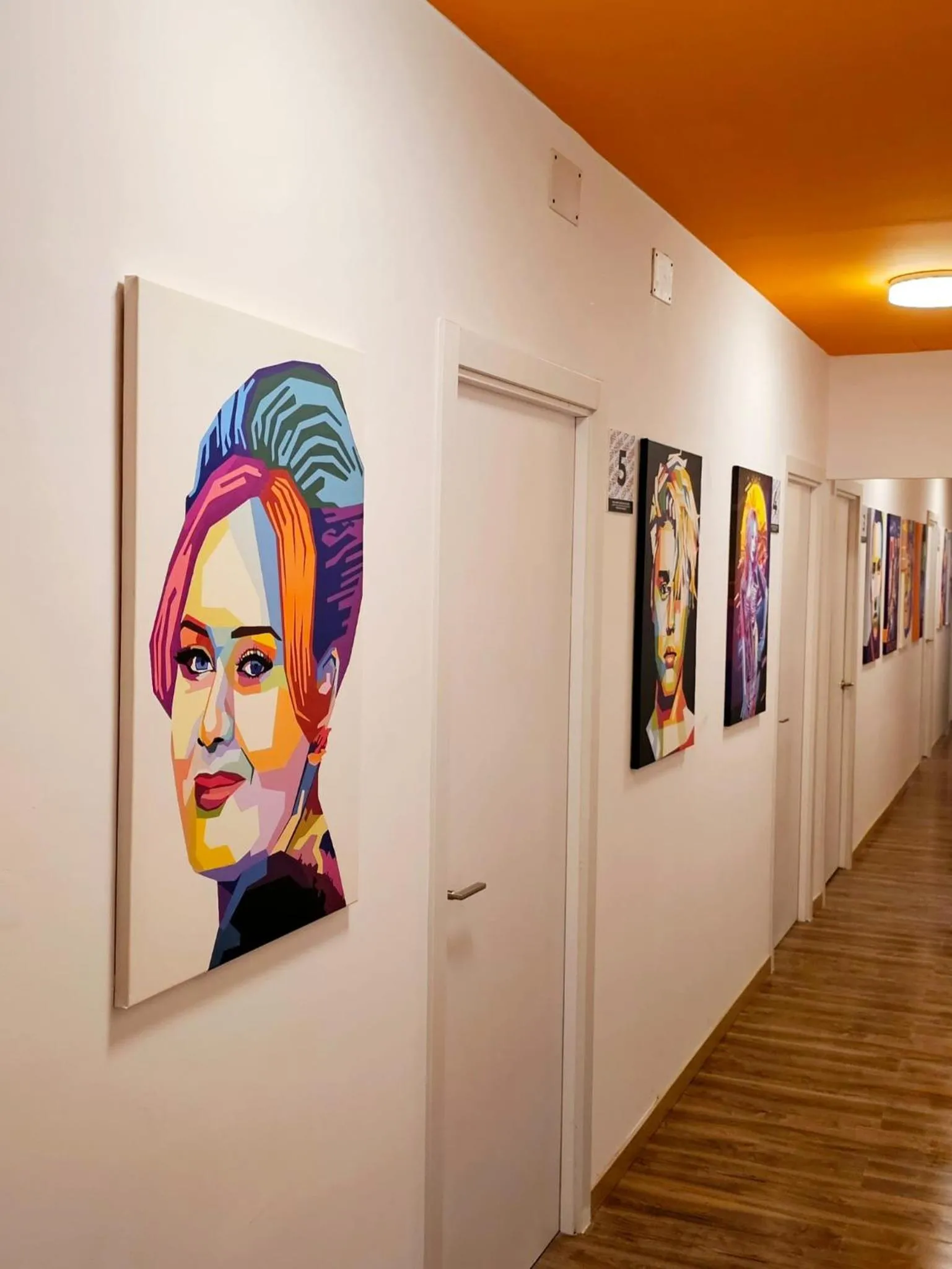 Arc House Pop Art