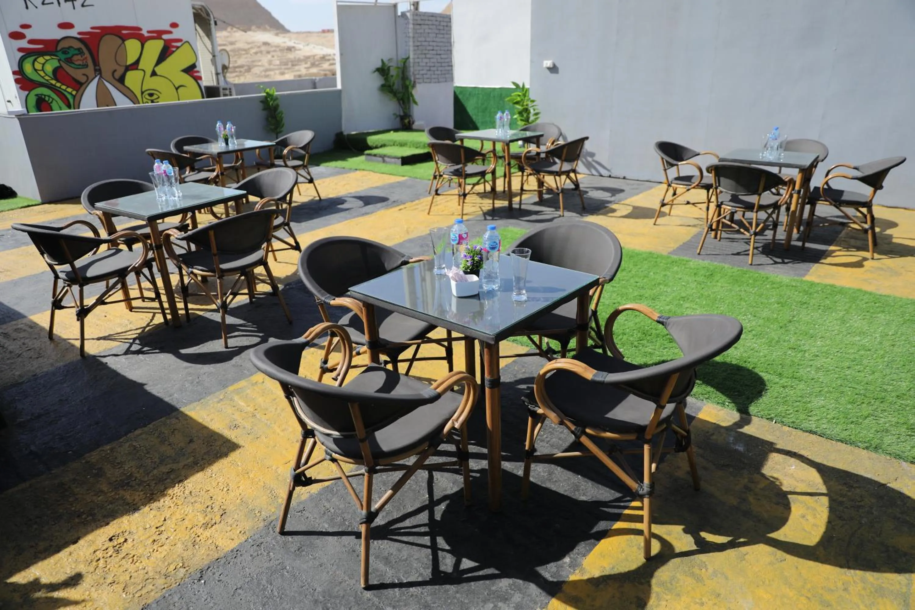 Restaurant/places to eat in Capital Of Pyramids Hotel