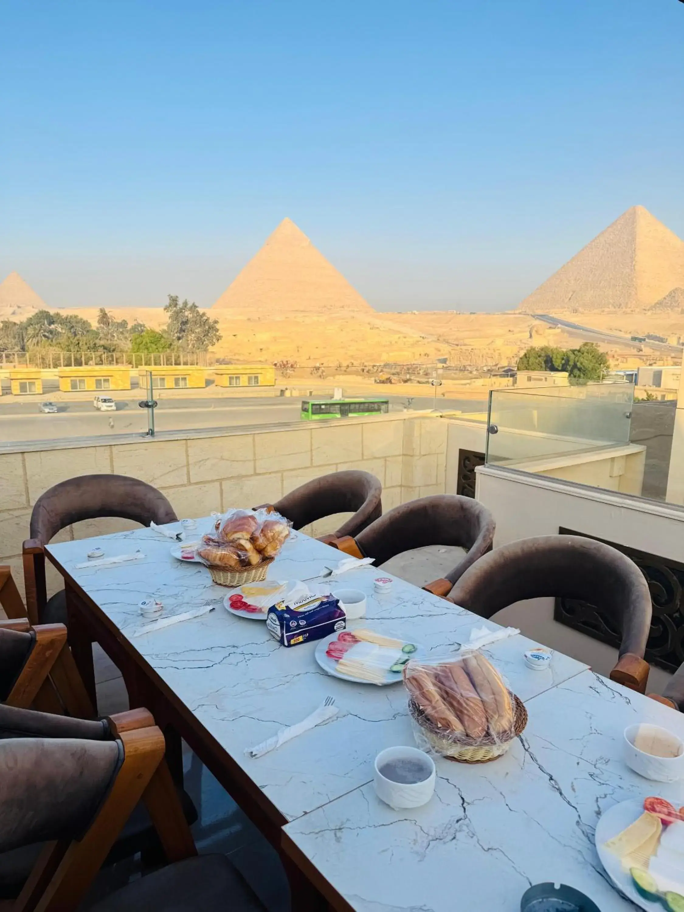 Restaurant/places to eat in Capital Of Pyramids Hotel Restaurant/places to eat in Capital Of Pyramids Hotel