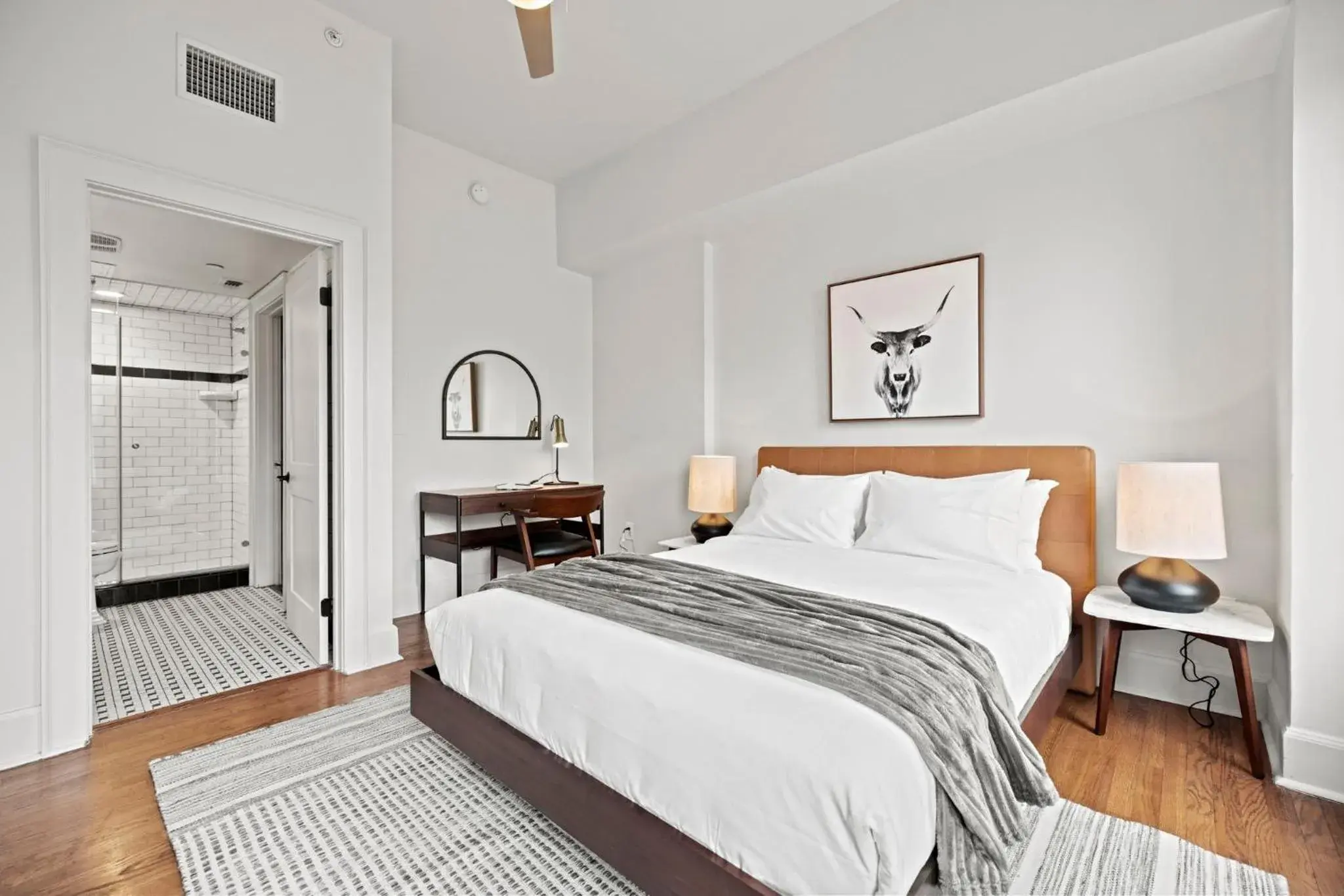 The Maverick, powered by Placemakr - River Walk The Maverick, powered by Placemakr - River Walk