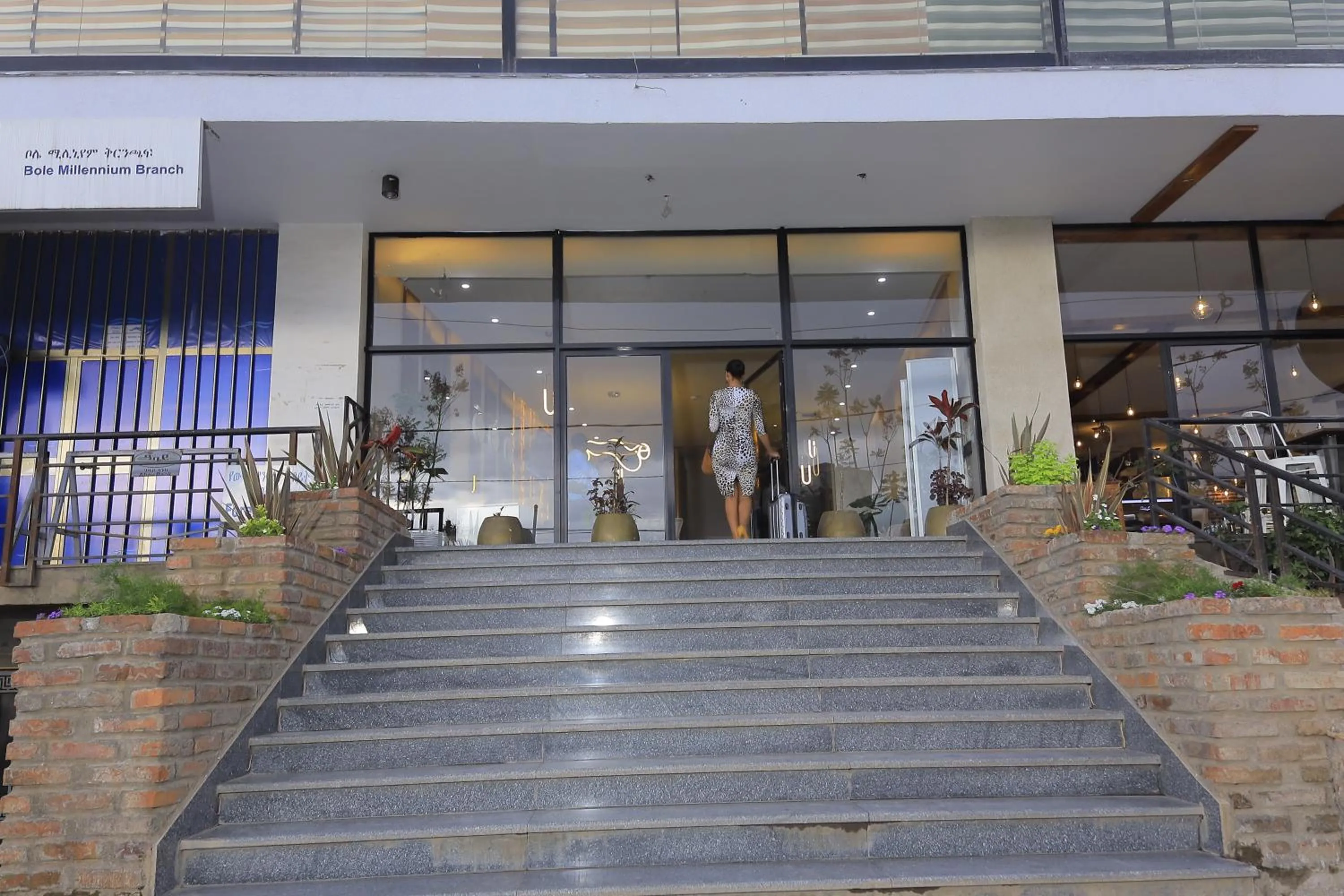 Zemilo Hotel Apartment