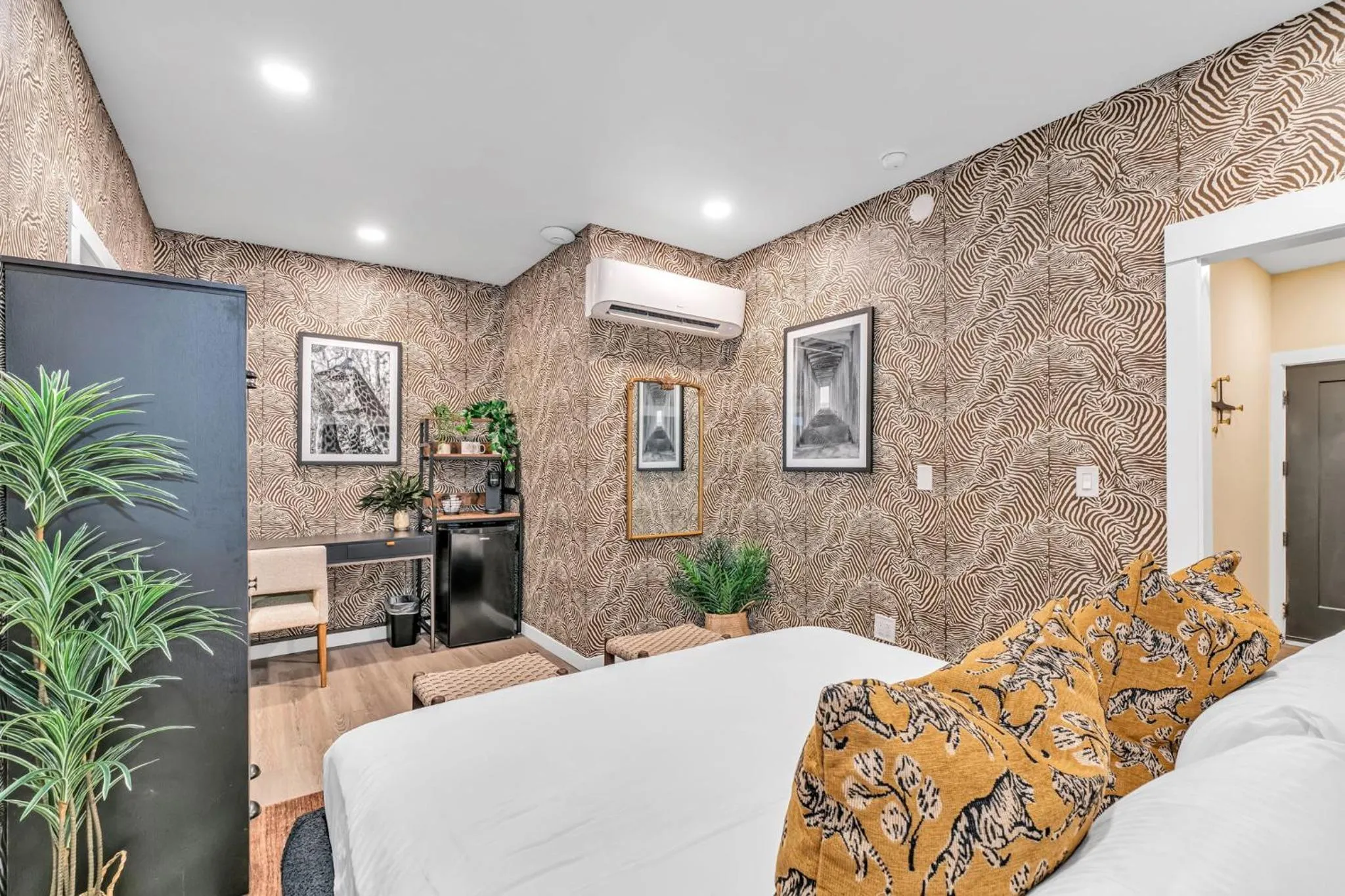 Two-Bedroom Apartment in Hotel Zindel