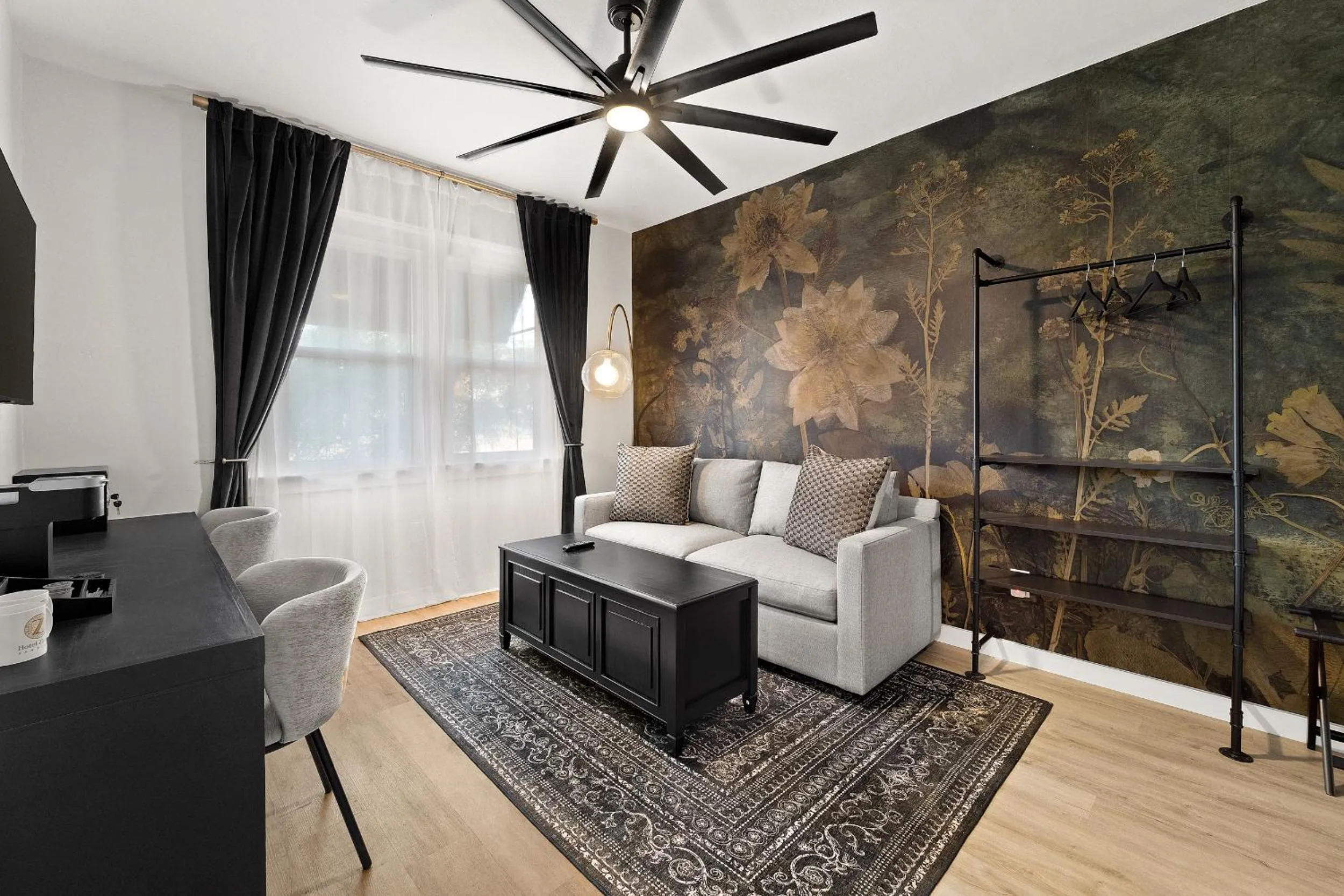 Seating area in Hotel Zindel