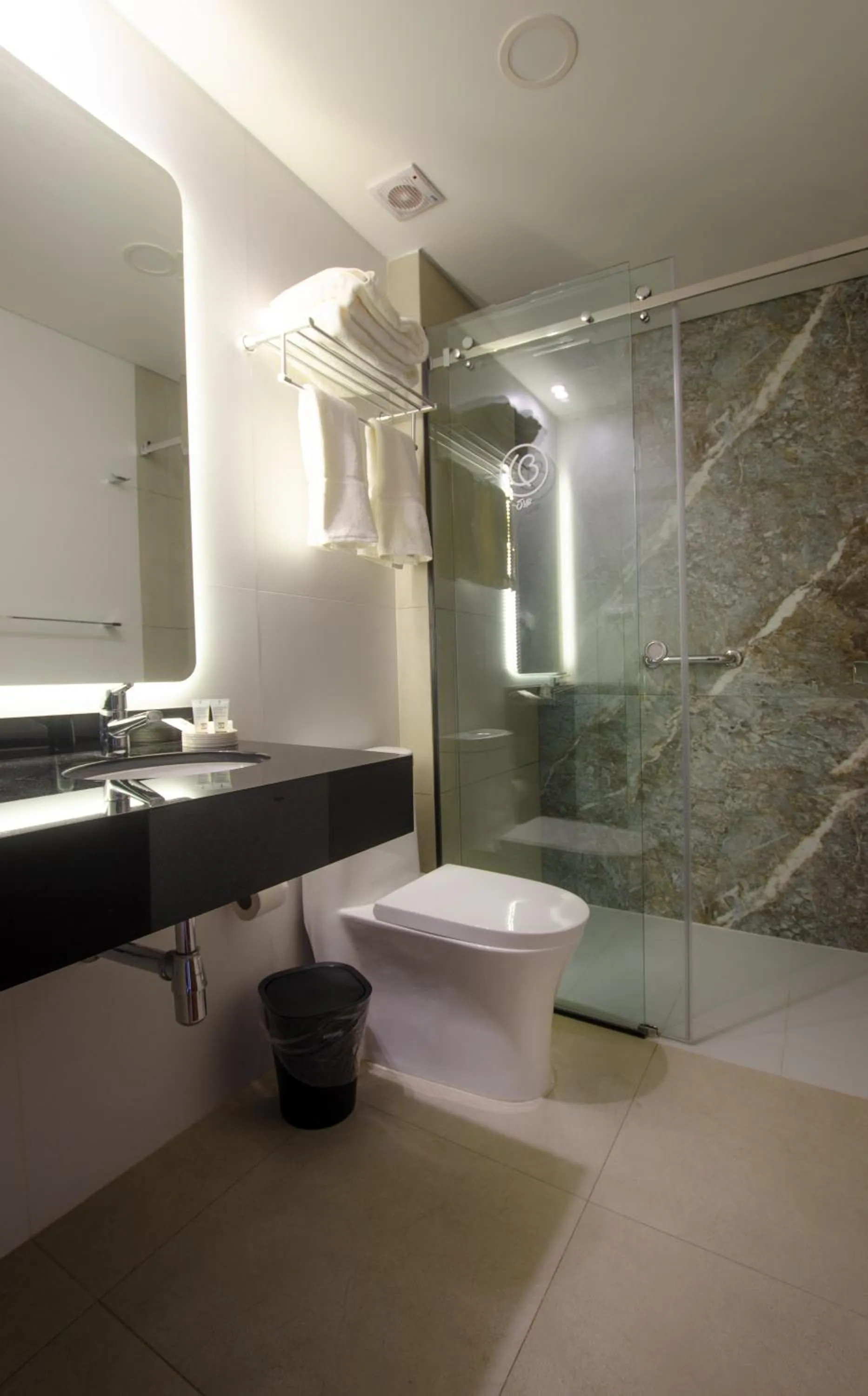 Bathroom in LAS BRISAS SUR