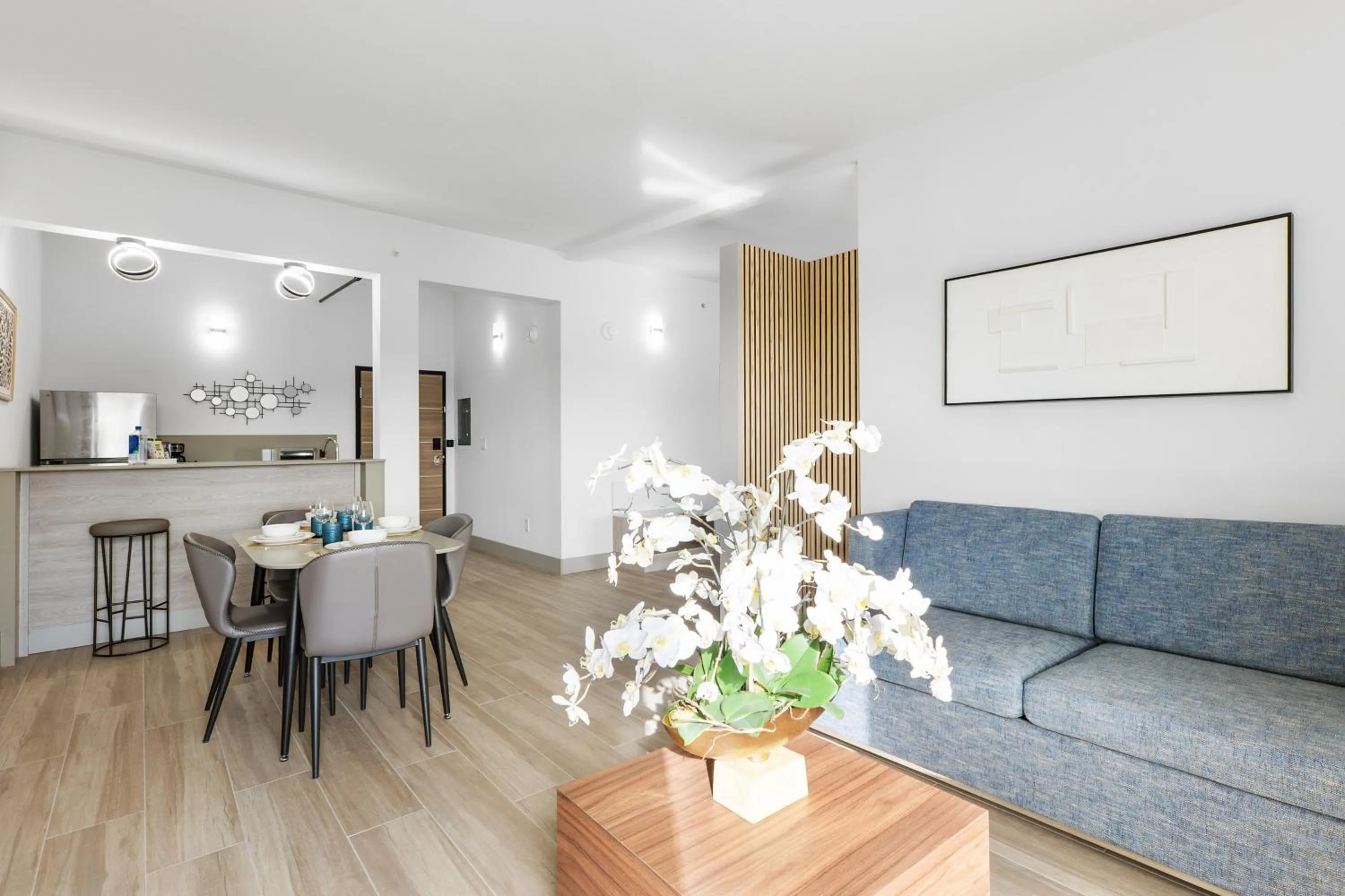 Kitchen or kitchenette in Kompose Boutique Resort @ Theme Parks