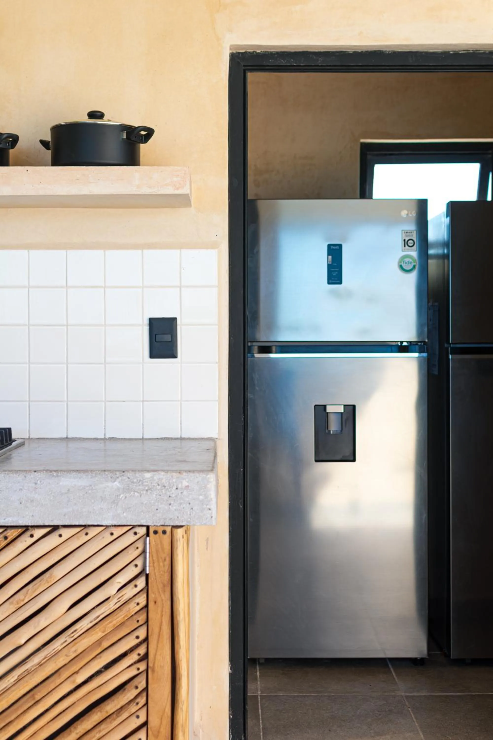 Communal kitchen in Mero Mero Hotel