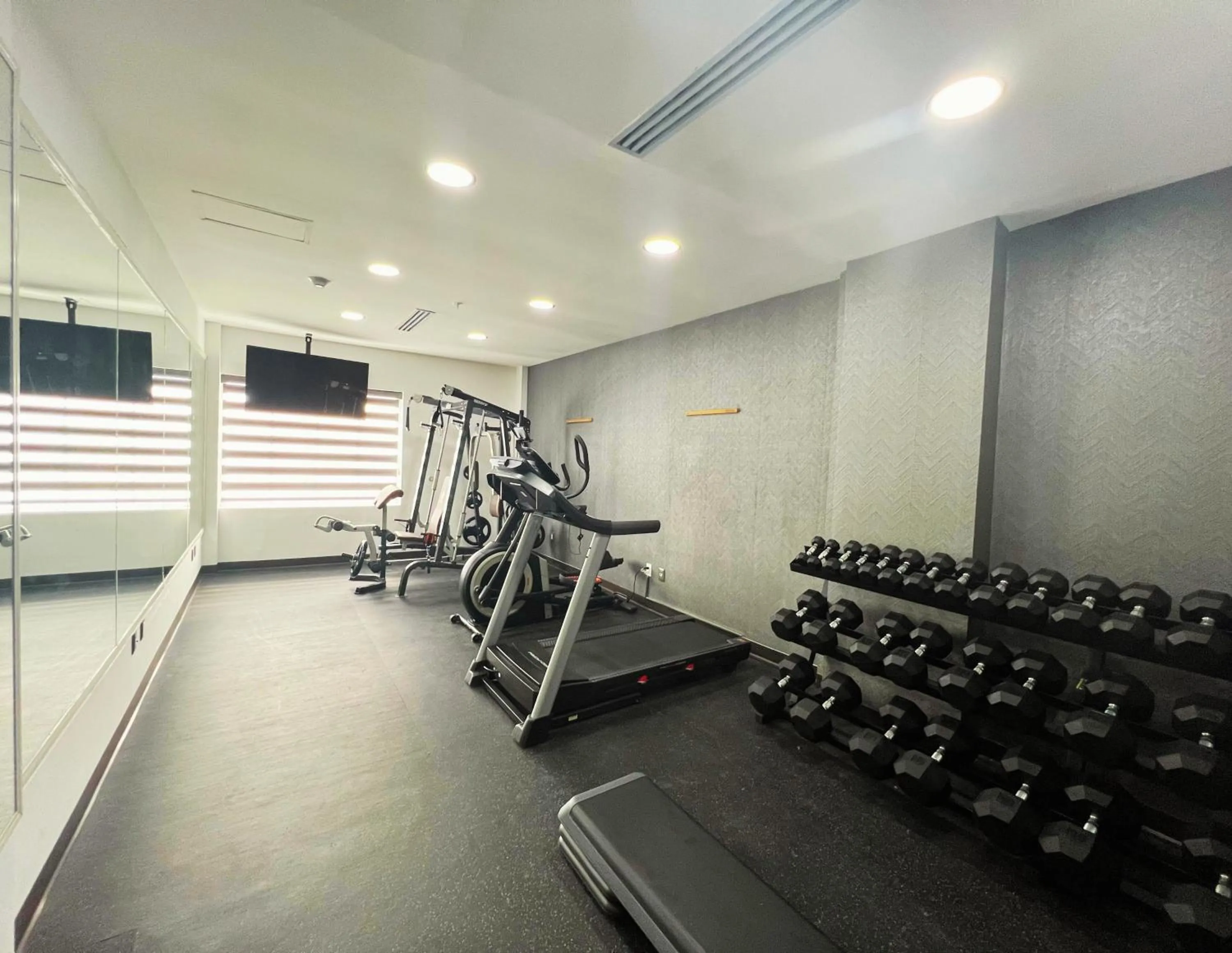 Fitness centre/facilities in La Quinta by Wyndham Reynosa