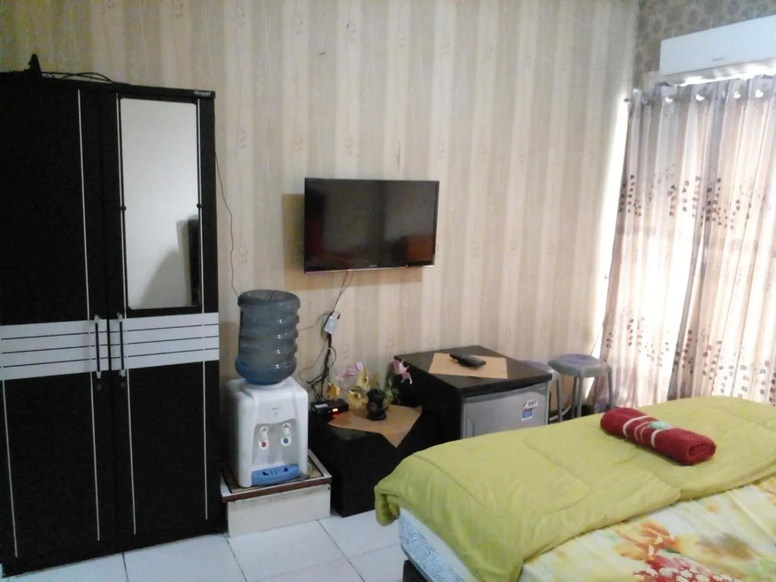 Bed in GREENROOM Apartemen Bogor Valley