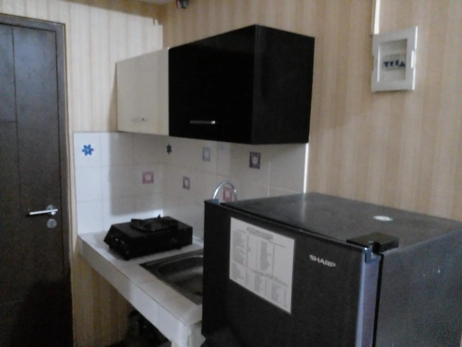 Kitchen or kitchenette in GREENROOM Apartemen Bogor Valley