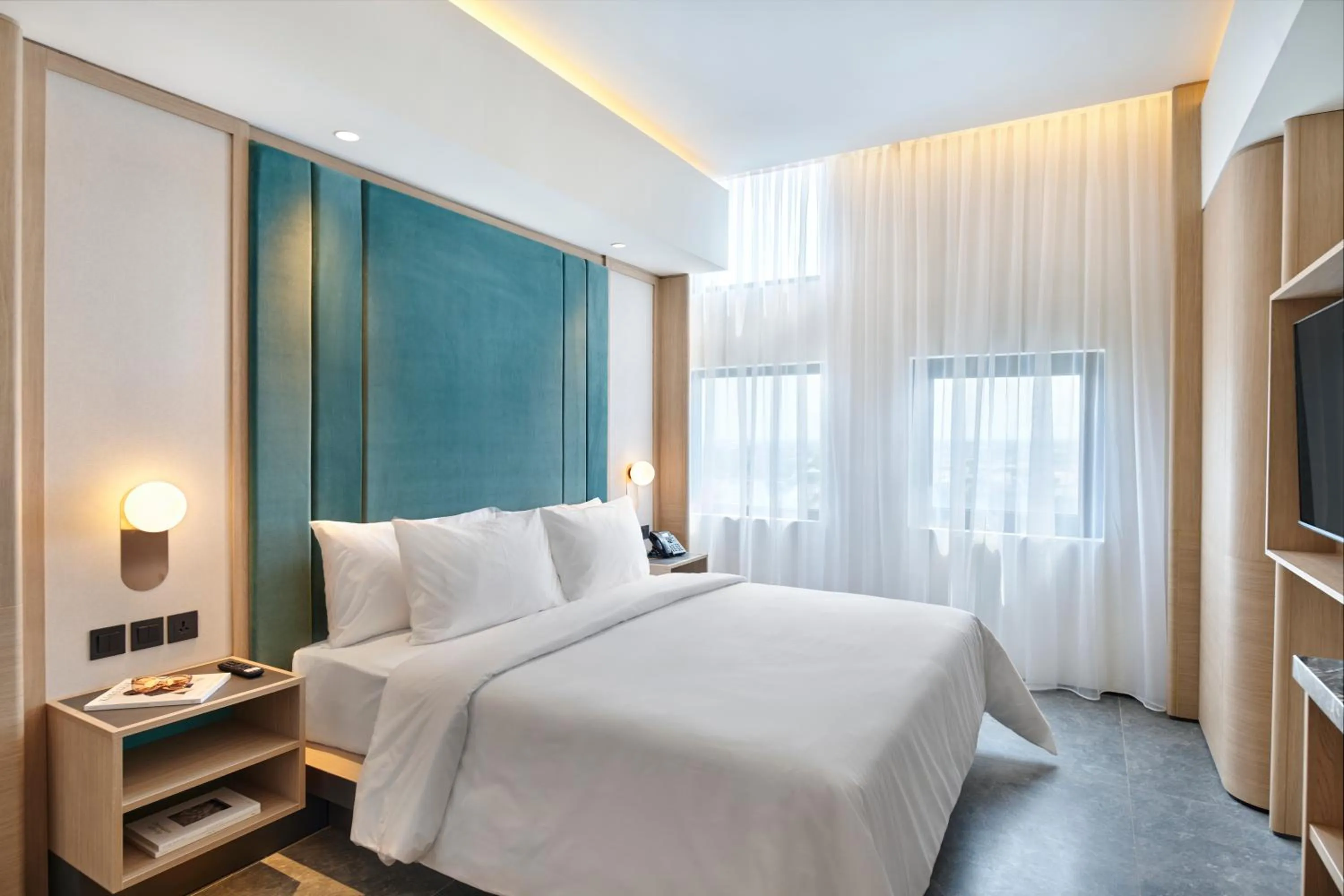Bedroom, Bed in VIVERE Hotel, ARTOTEL Curated