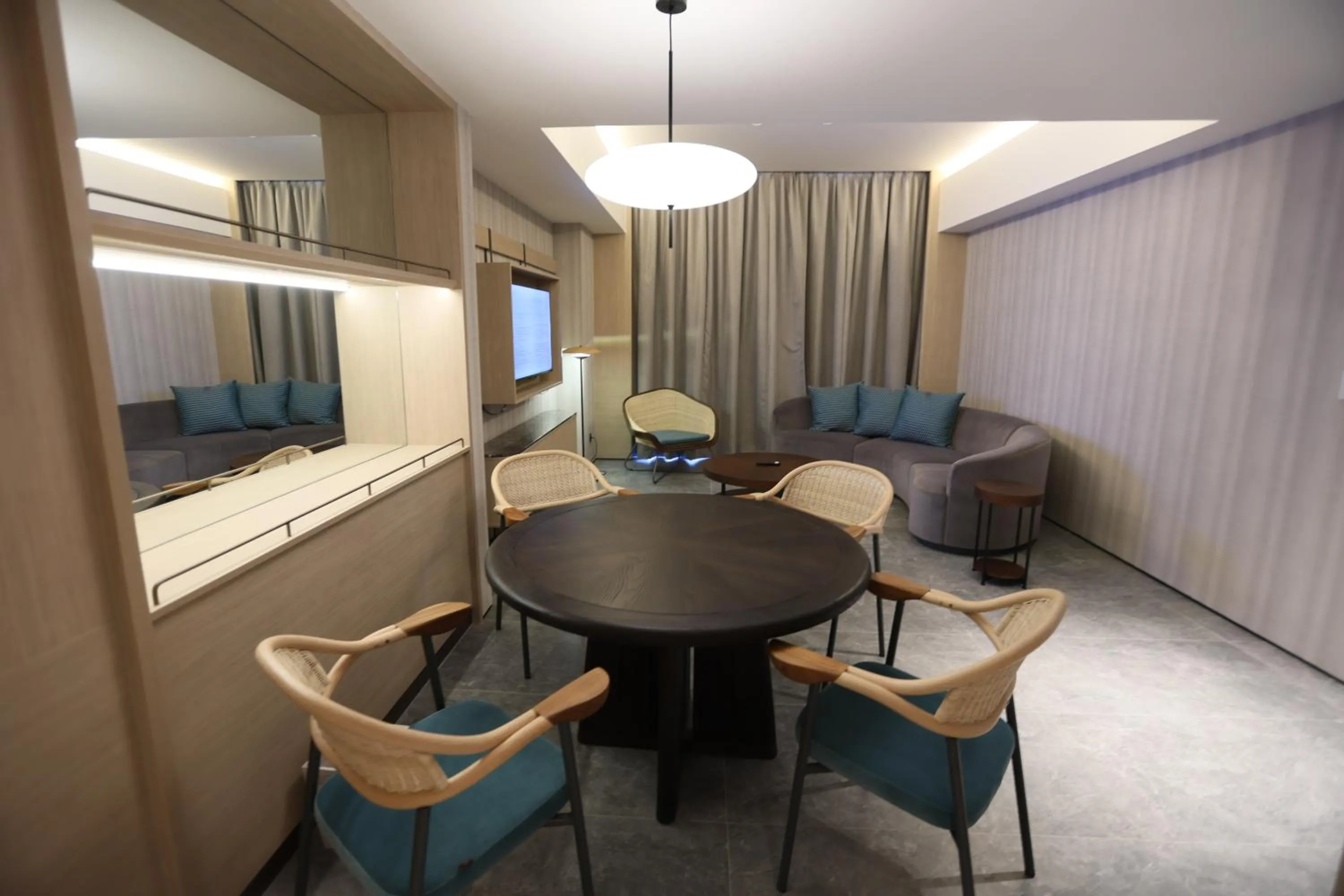 Dining area in VIVERE Hotel, ARTOTEL Curated