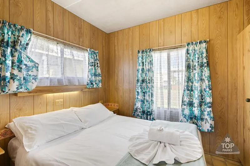 Bed in Ingenia Holidays Old Bar Beach