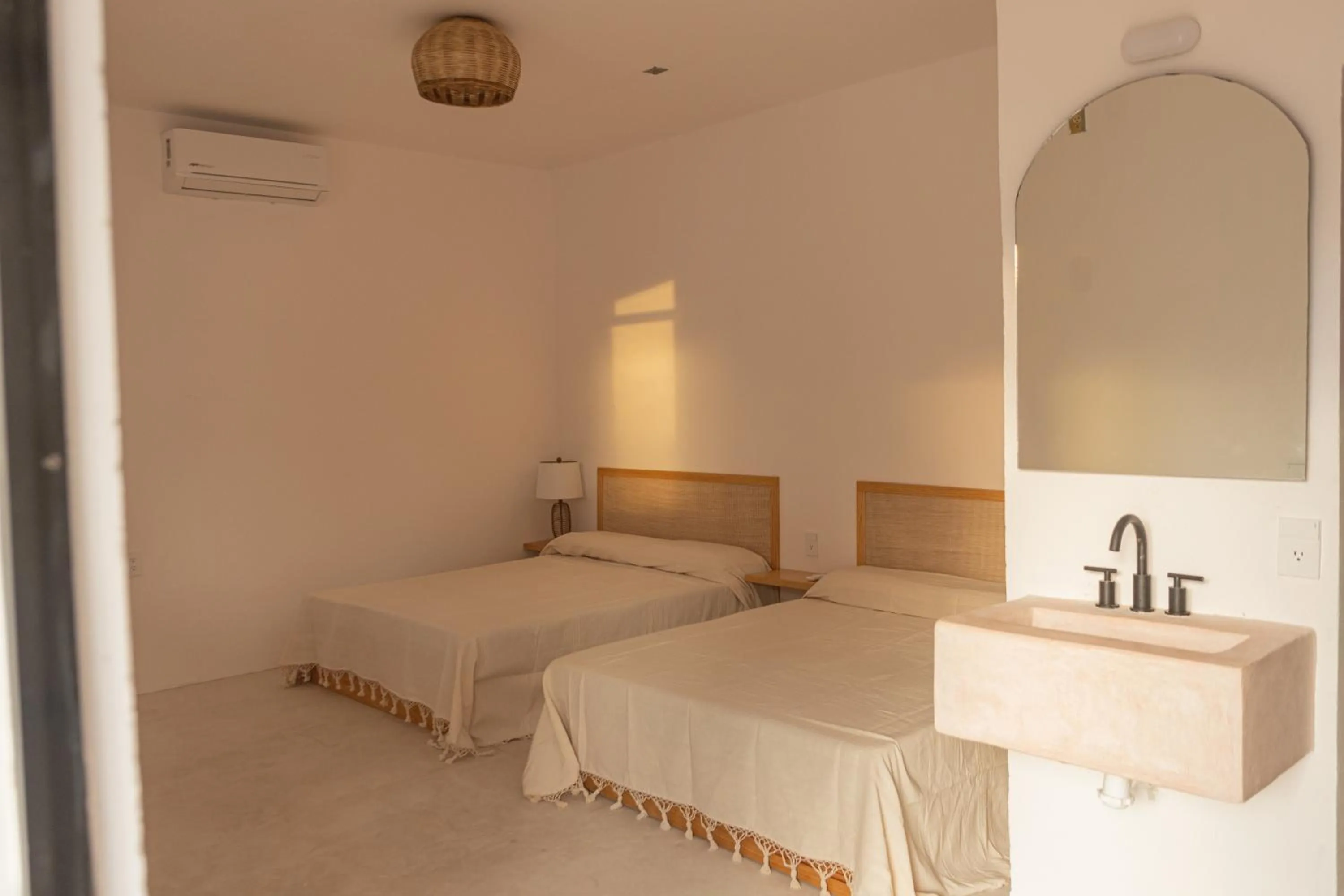 Quadruple Room with Private Bathroom in La Punta Rooms