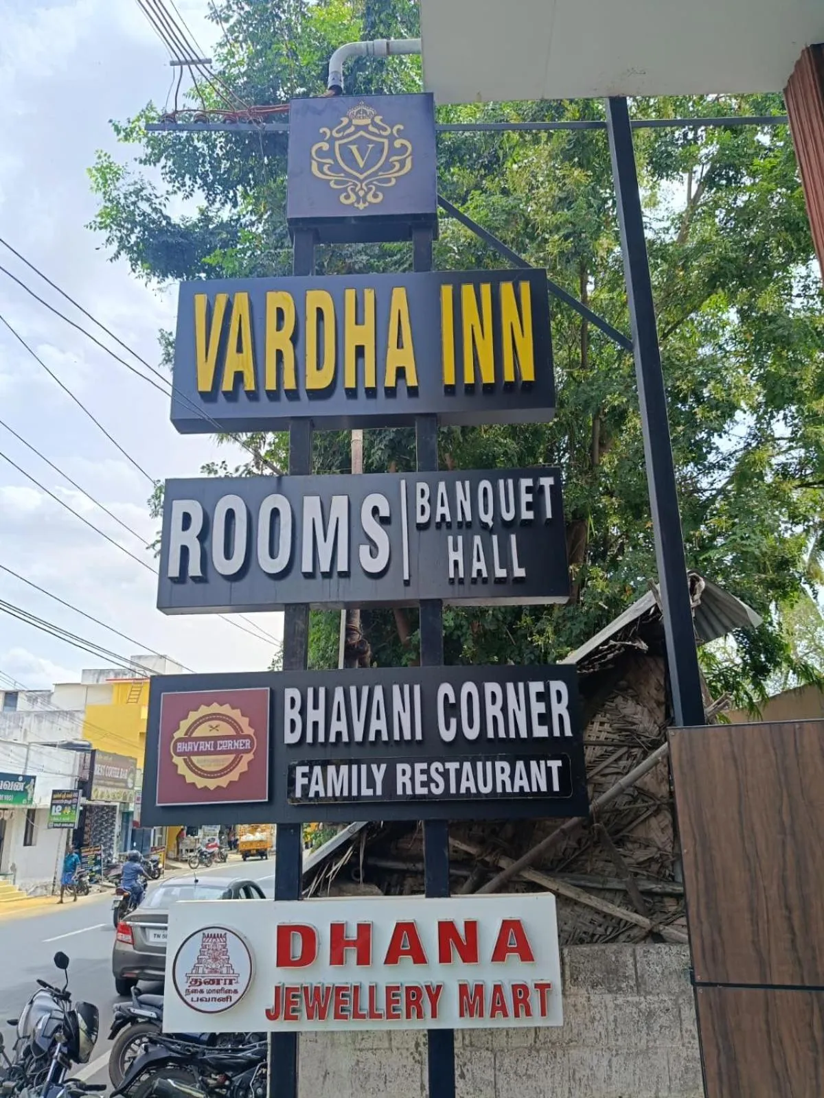 Logo/Certificate/Sign in HOTEL VARDHA Inn