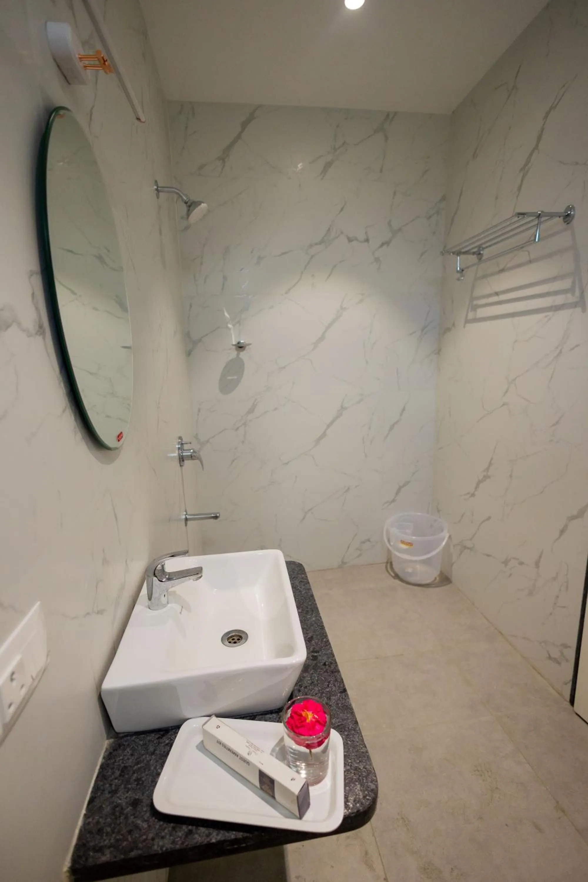 Property building in HOTEL VARDHA Inn