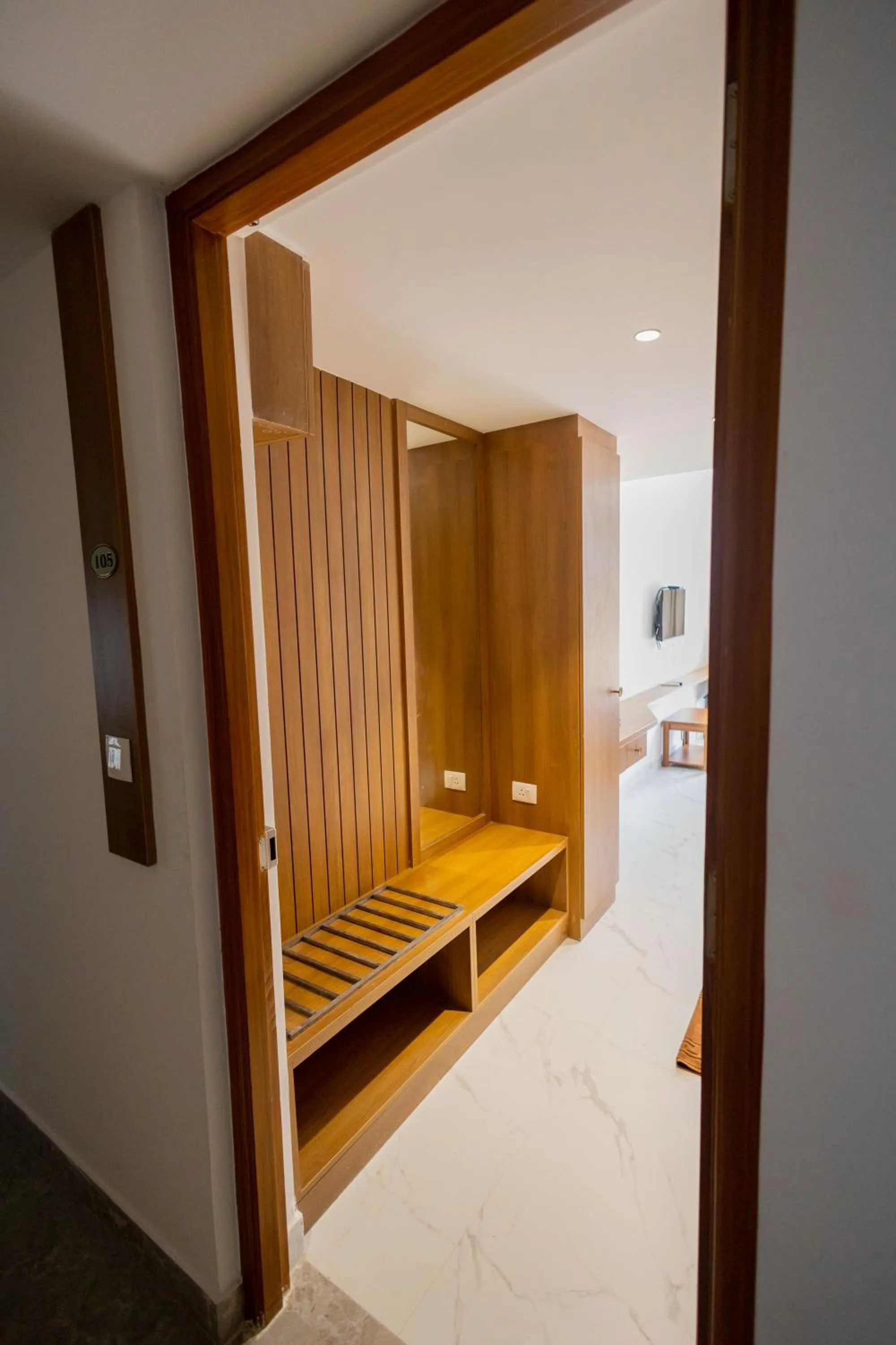 Property building, Bed in HOTEL VARDHA Inn