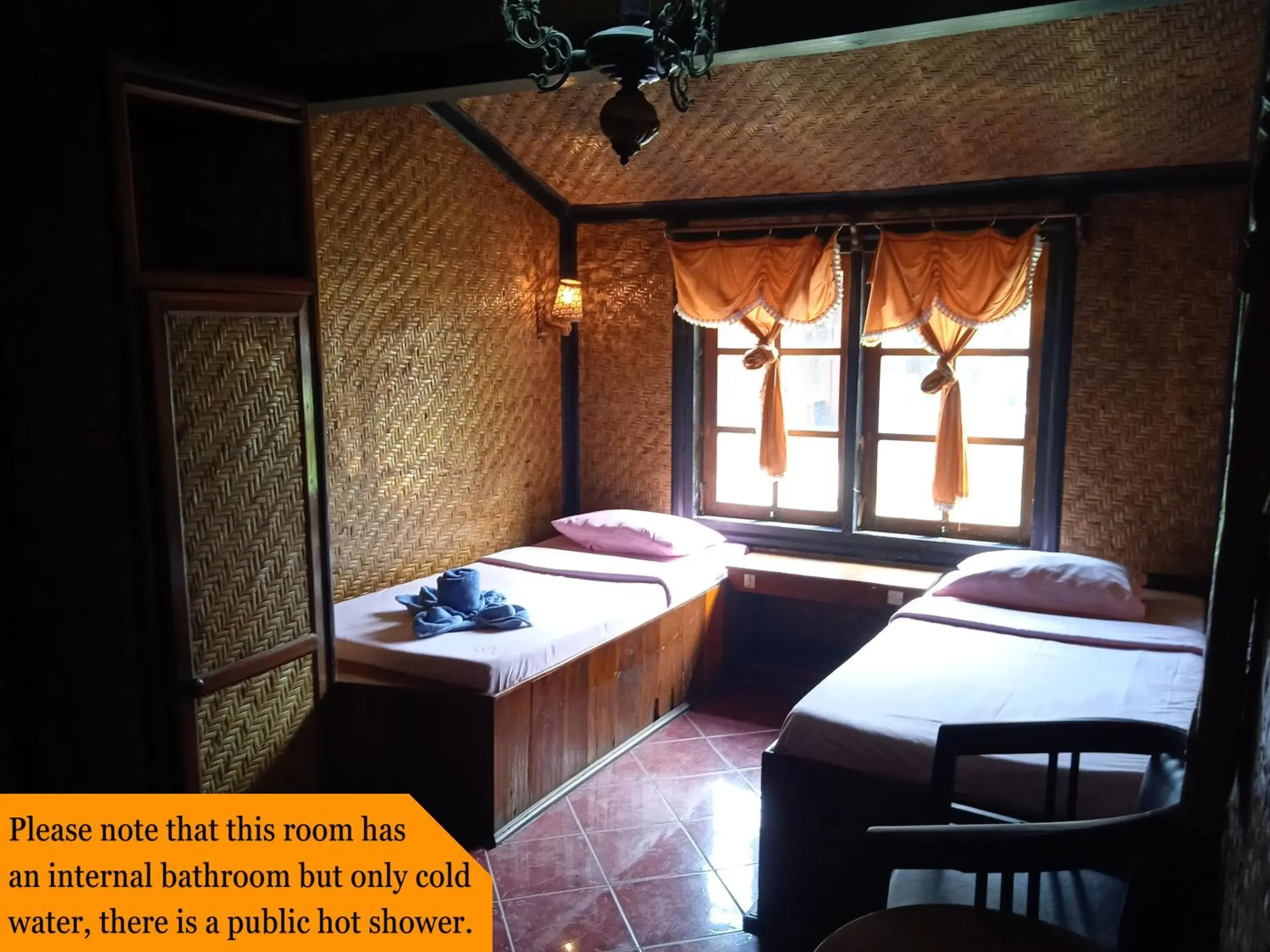 Standard Twin Room in Yoschi's Hotel Bromo Standard Twin Room in Yoschi's Hotel Bromo