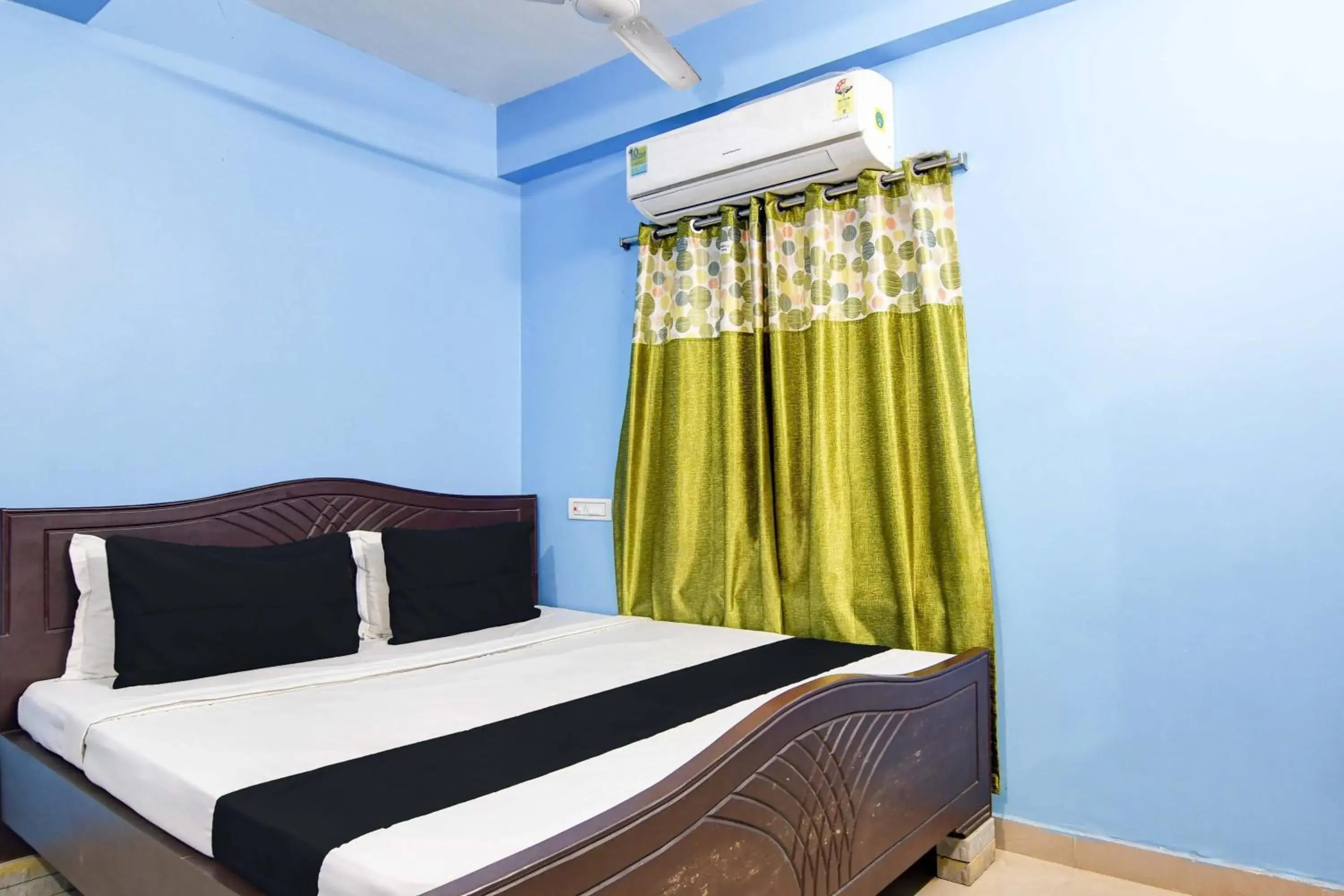 Hotel O RAHAN APPARTMENT Hotel O RAHAN APPARTMENT